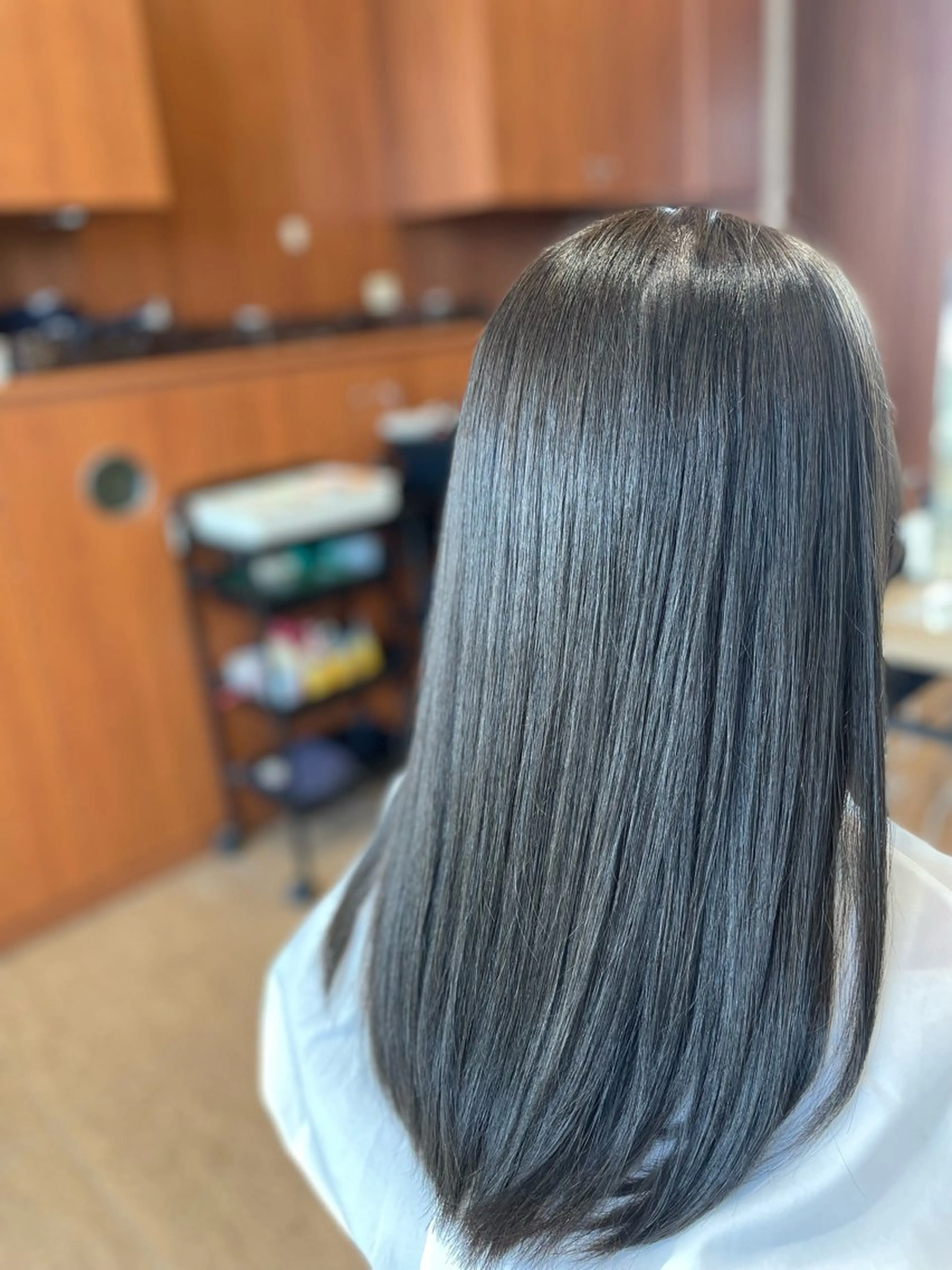 カラー 仙石 愛のヘアスタイル