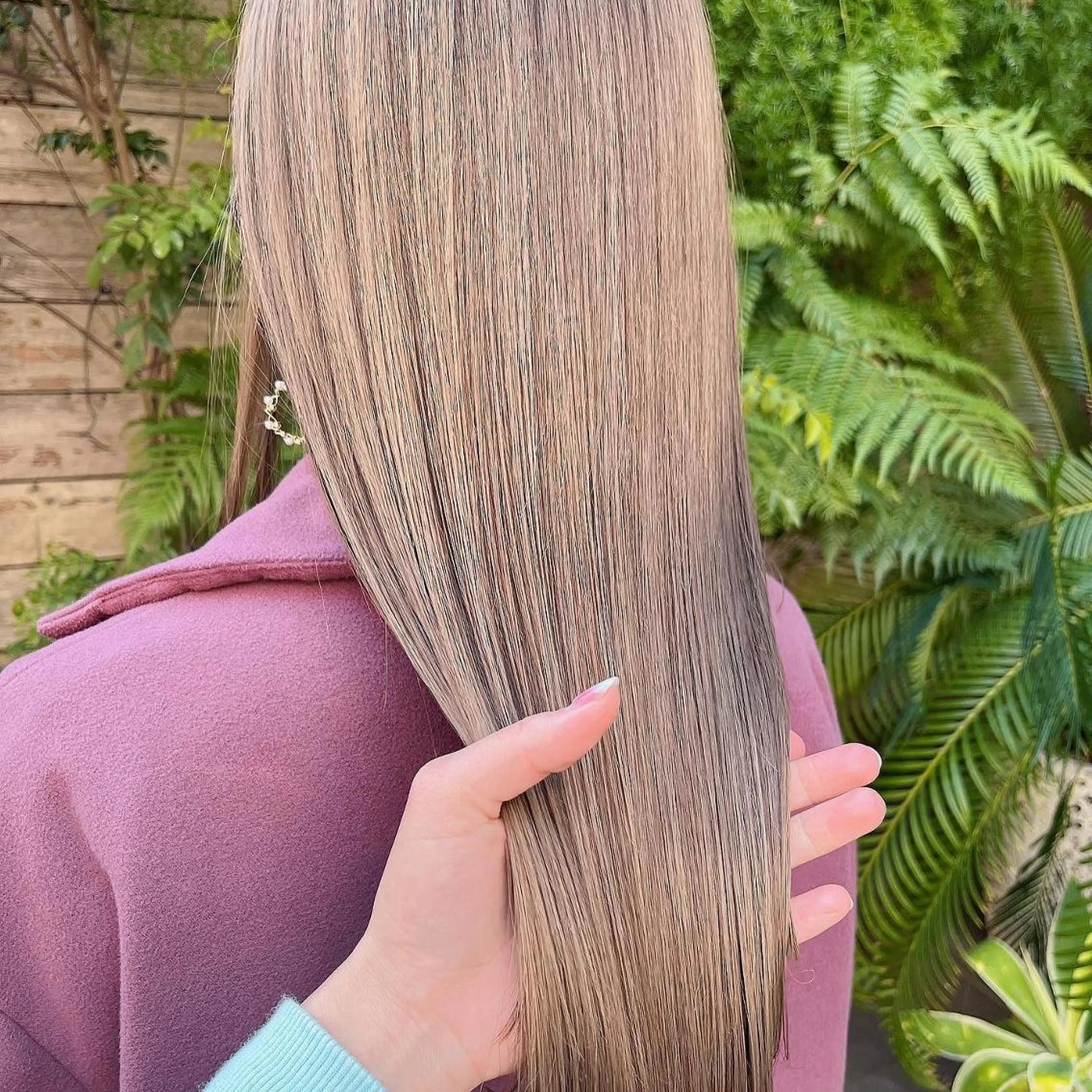 ミディアム カラー ヘアアレンジ ベージュカラー ブリーチ ブラウンカラー グラデーションカラー グレージュ 韓国/髪質改善💘 櫻井かれんのヘアスタイル