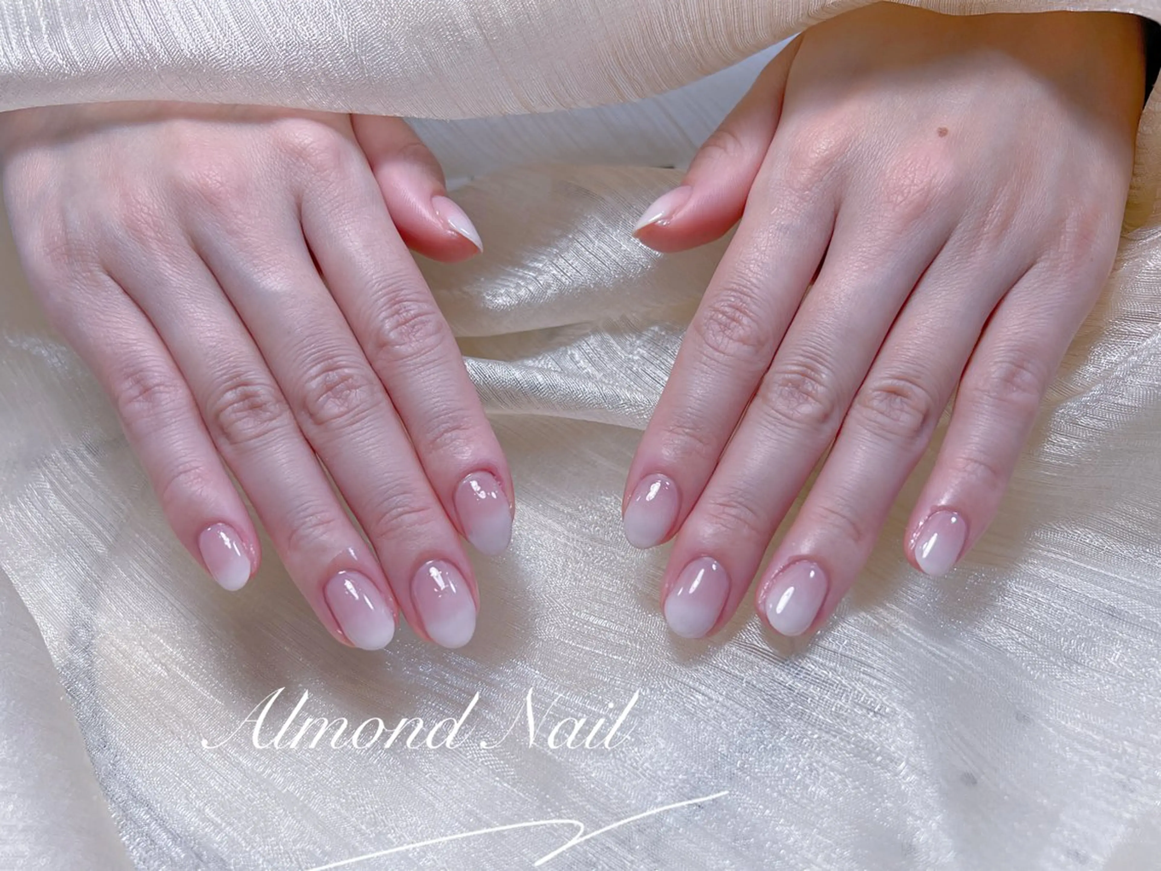 ネイル ハンドネイル Almond Nail 亀戸のネイルデザイン