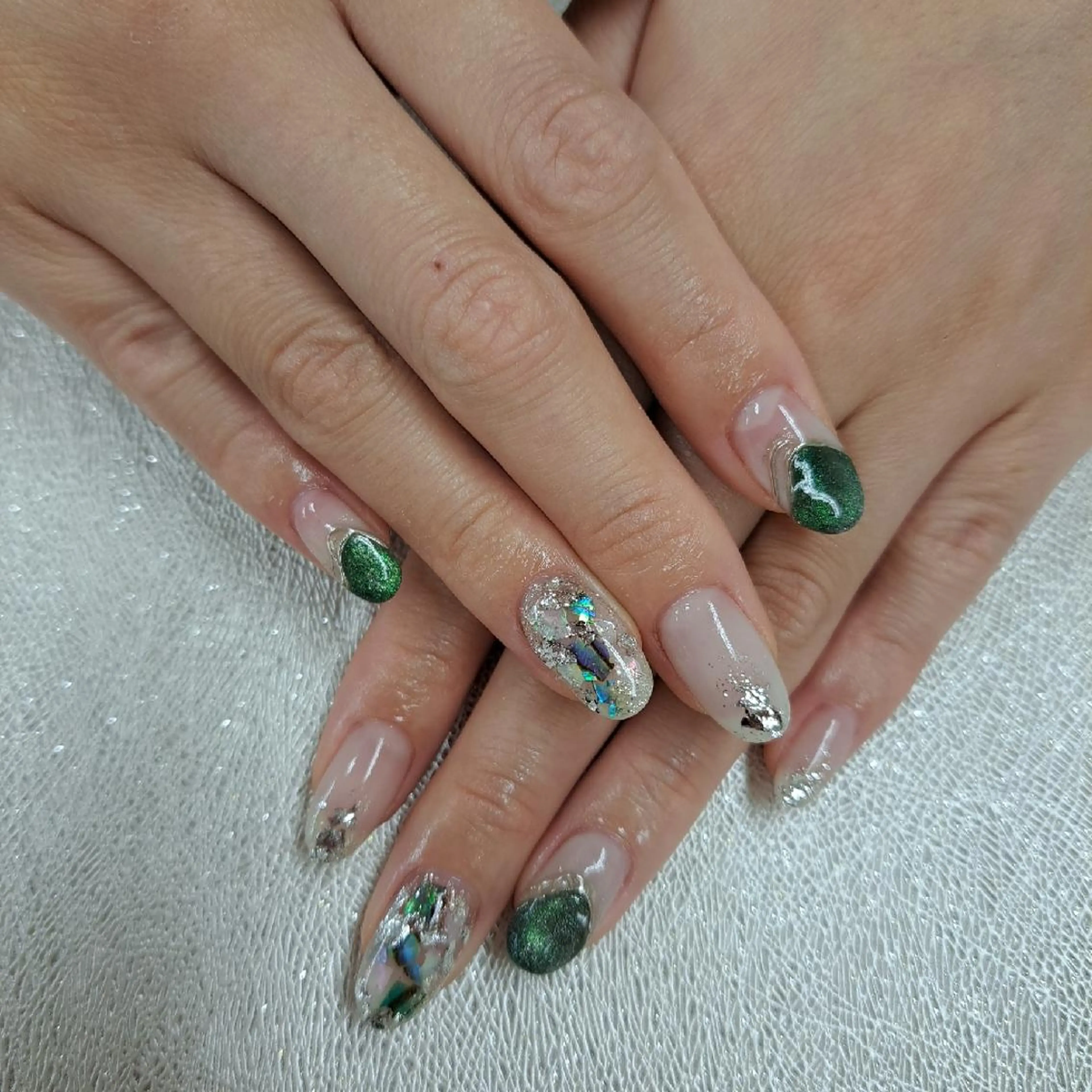 ネイル アートネイル ジェルネイル 持ち込み ニュアンスネイル パラジェル 河野ちえ (雑誌掲載サロン)のネイルデザイン