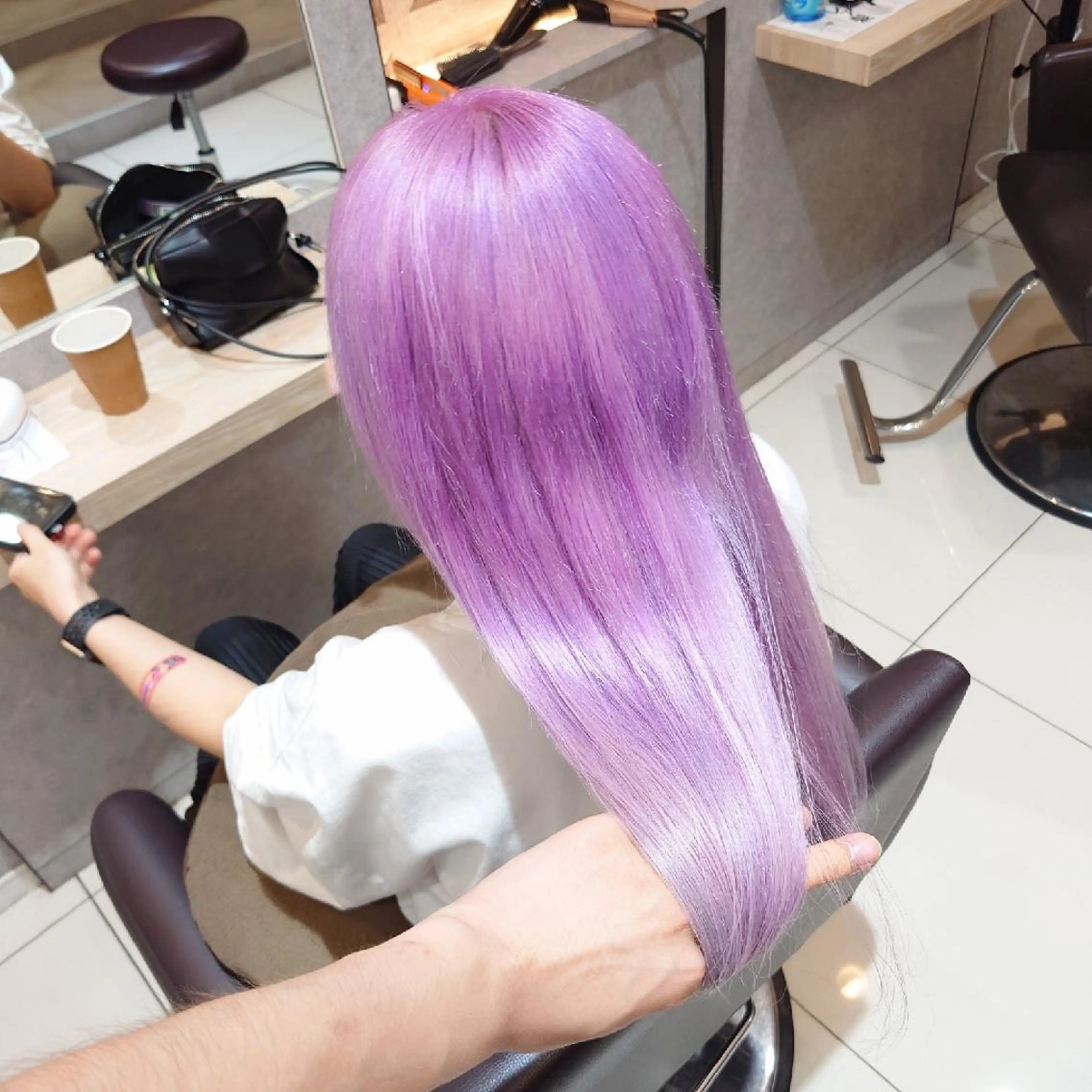 カラー F.hair salon所属・ハイトーン×髪質改善 🌈しゅんだい🌈のヘアスタイル