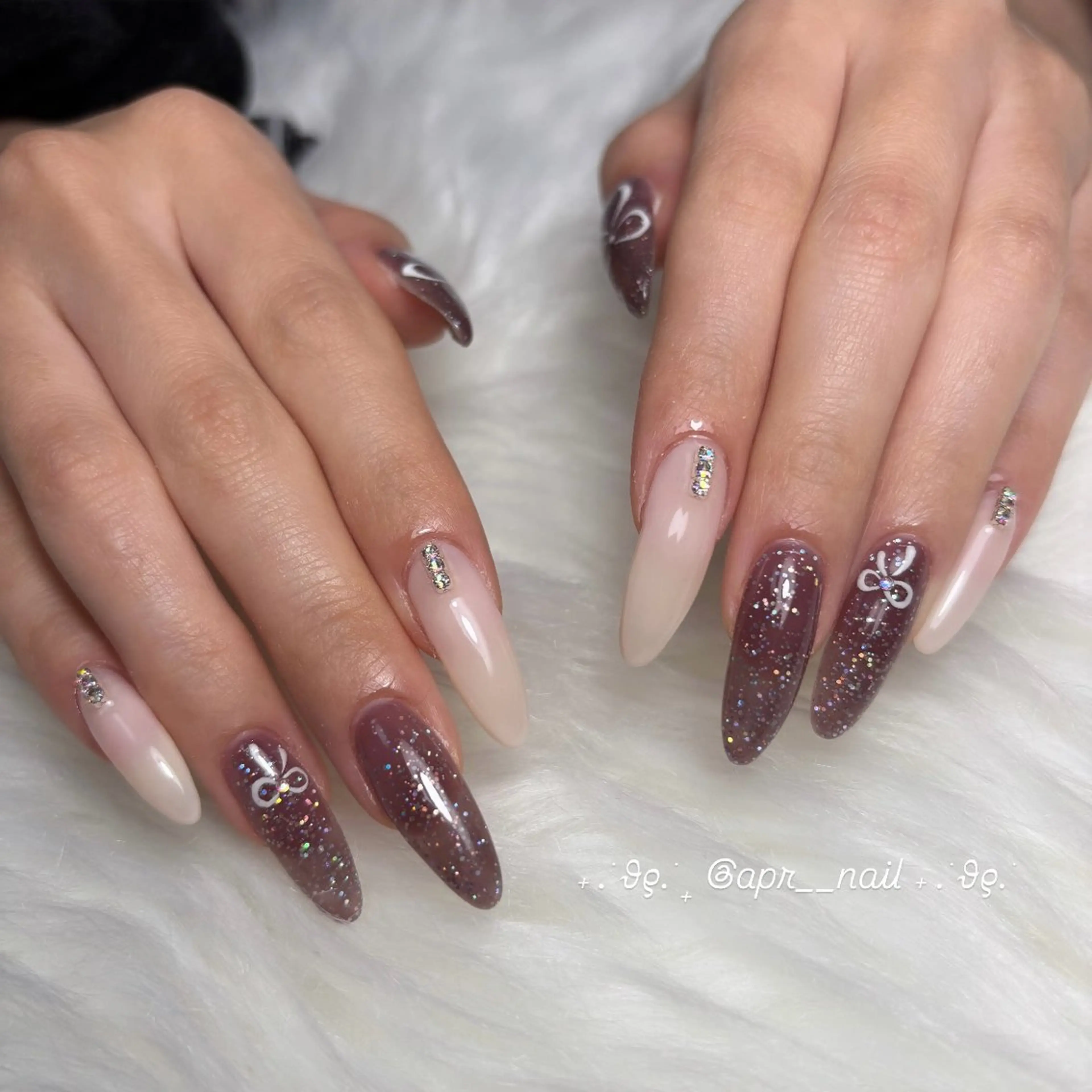 ネイル リボン ハンドネイル Nailsalon apricotのネイルデザイン