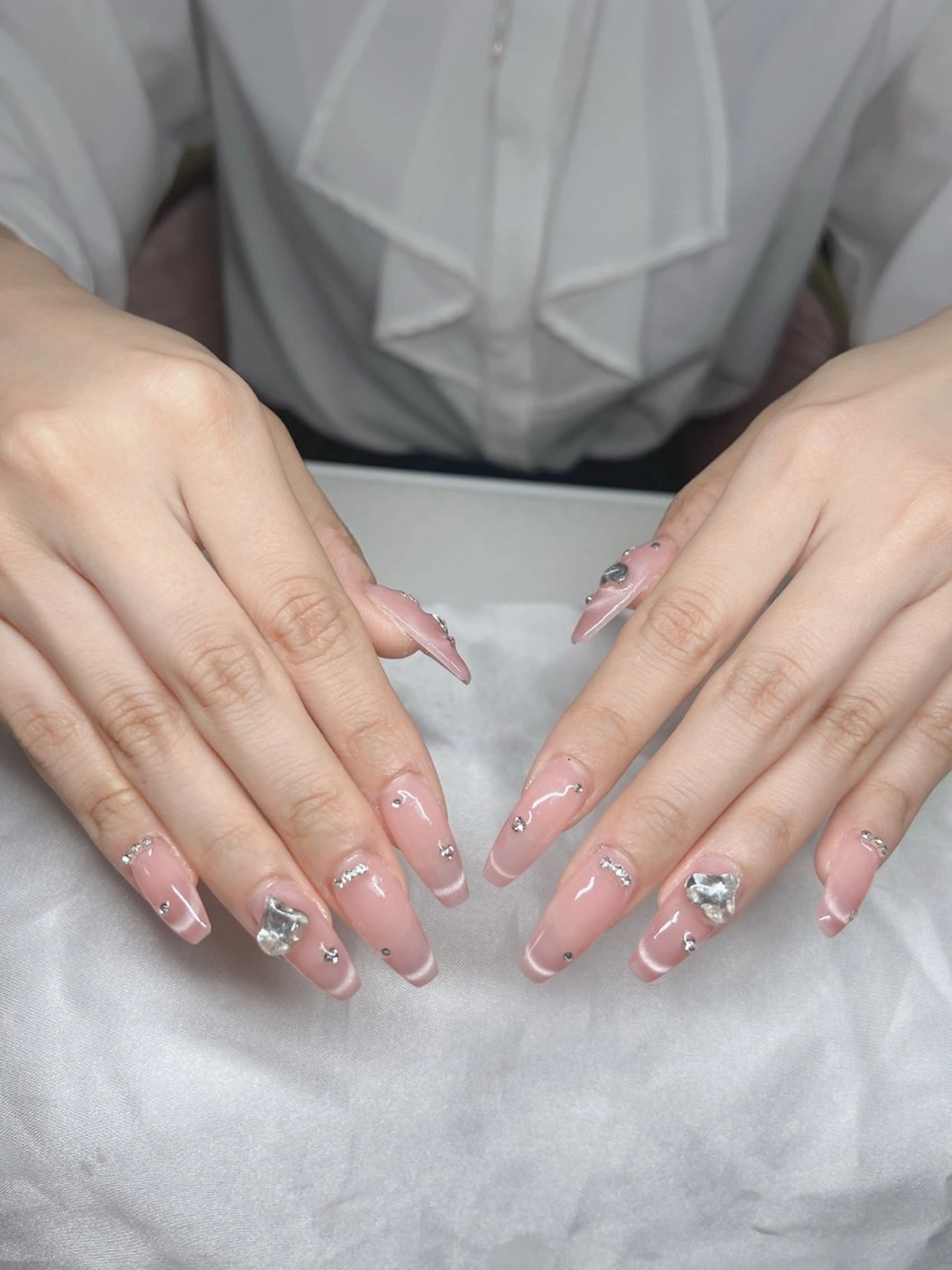 ネイル 長さ出し グラデーション キラキラネイル マグネットネイル ニュアンスネイル ハンドネイル Lee Nails チップ長さだし専門店のネイルデザイン