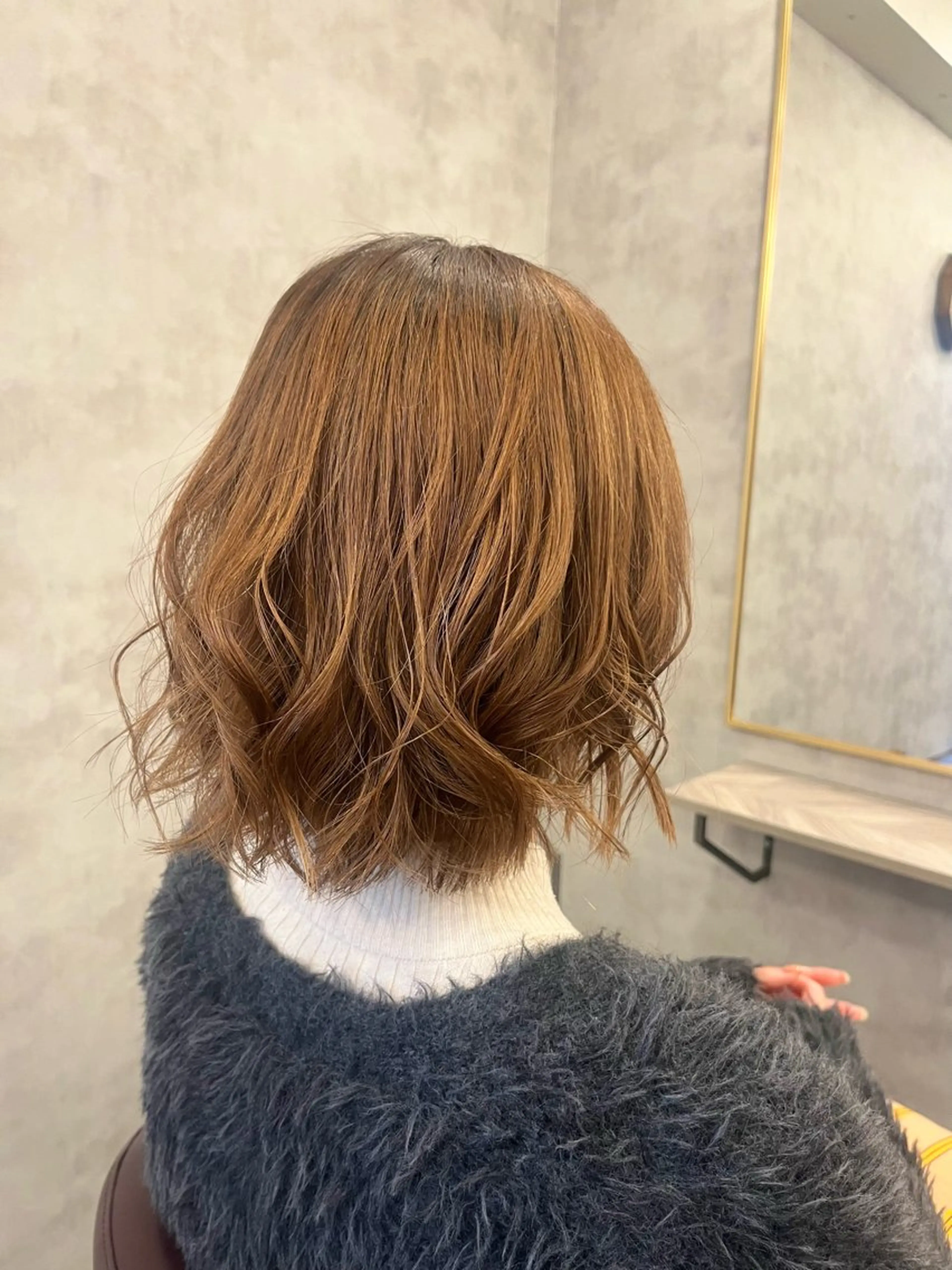 ショート カラー ベージュカラー ブラウンカラー ブラウンベージュ ボブ くびれヘア blau hair and care《ブラウ》所属・MARU.縮毛矯正 デザインカラーのヘアスタイル