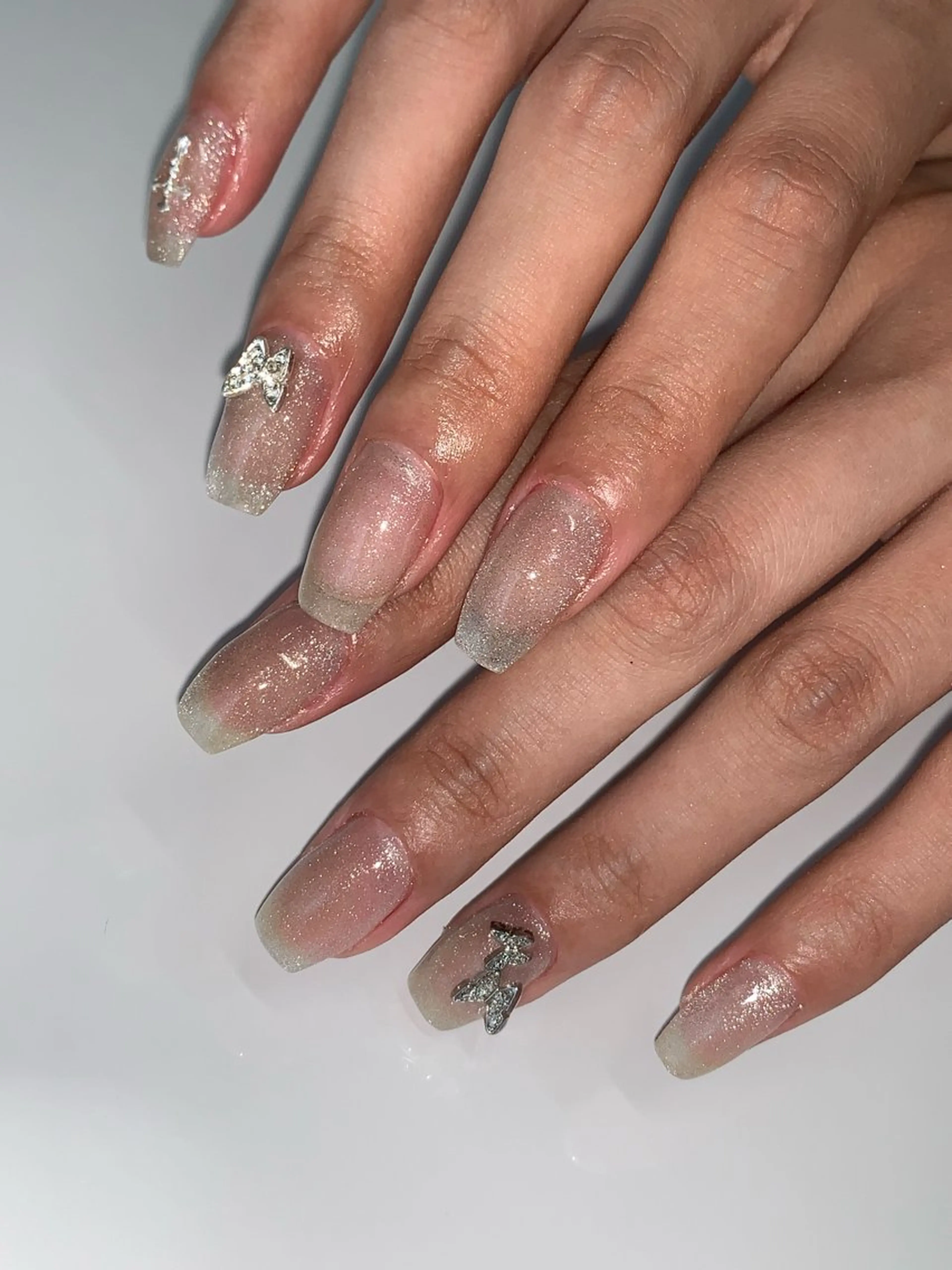 ネイル フットネイル NES NAIL所属・さゆり￤推しキャラ ￤ロングネイル🩷のネイルデザイン