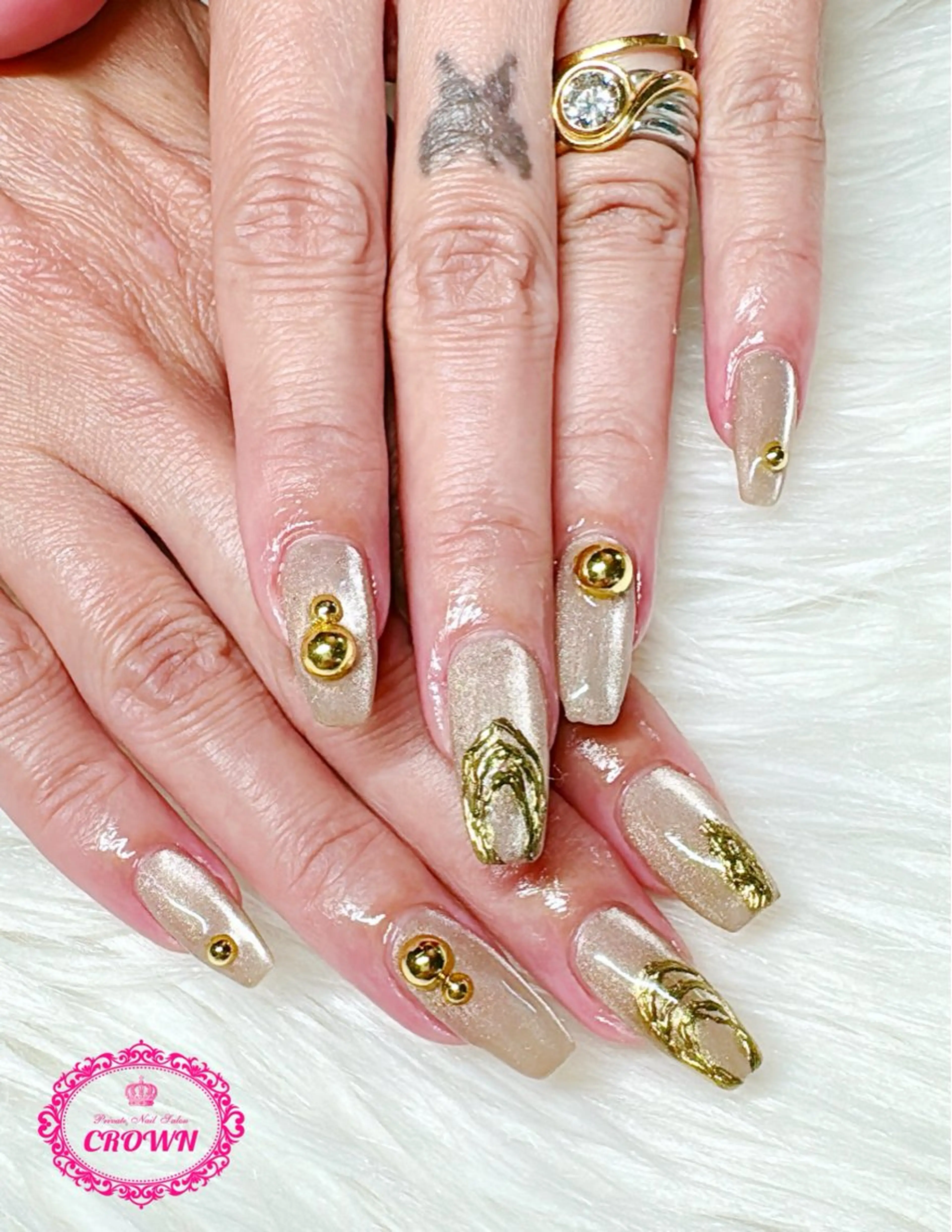 ネイル CROWN プライベートサロンのネイルデザイン