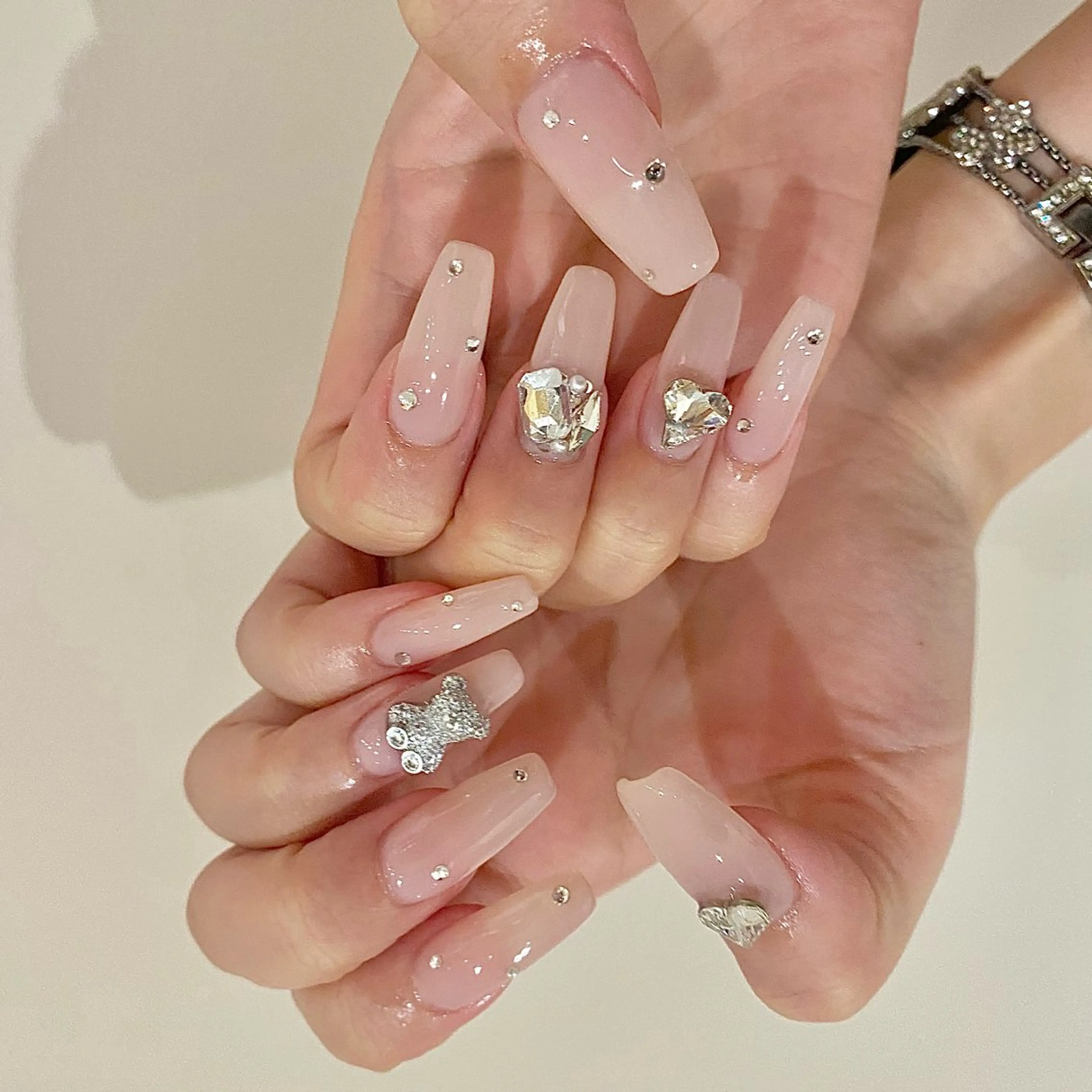 ネイル ハンドネイル BONNIE所属・BONNIE MIKIのネイルデザイン