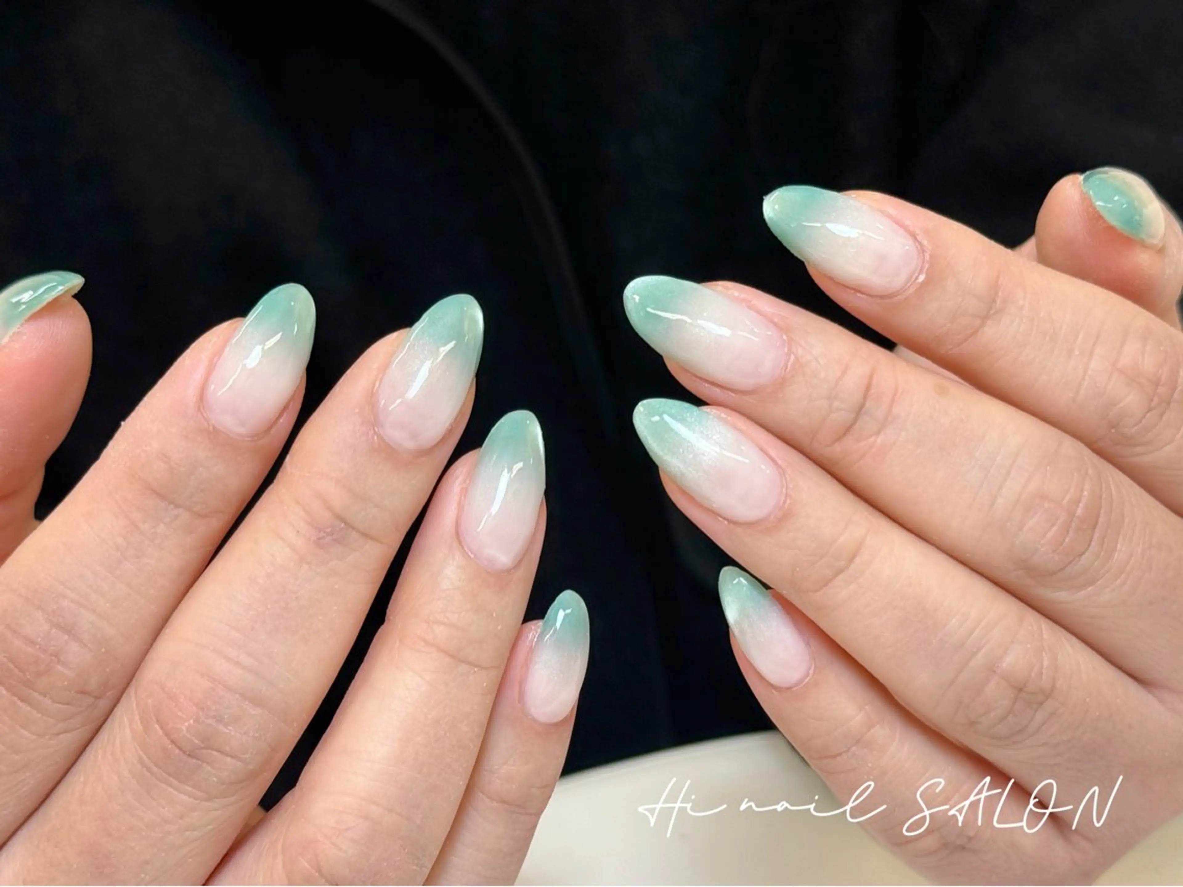 ネイル チークネイル フレンチネイル 韓国ネイル マグネットネイル 持ち込み ハンドネイル Hi nail🎀 池袋kozueのネイルデザイン