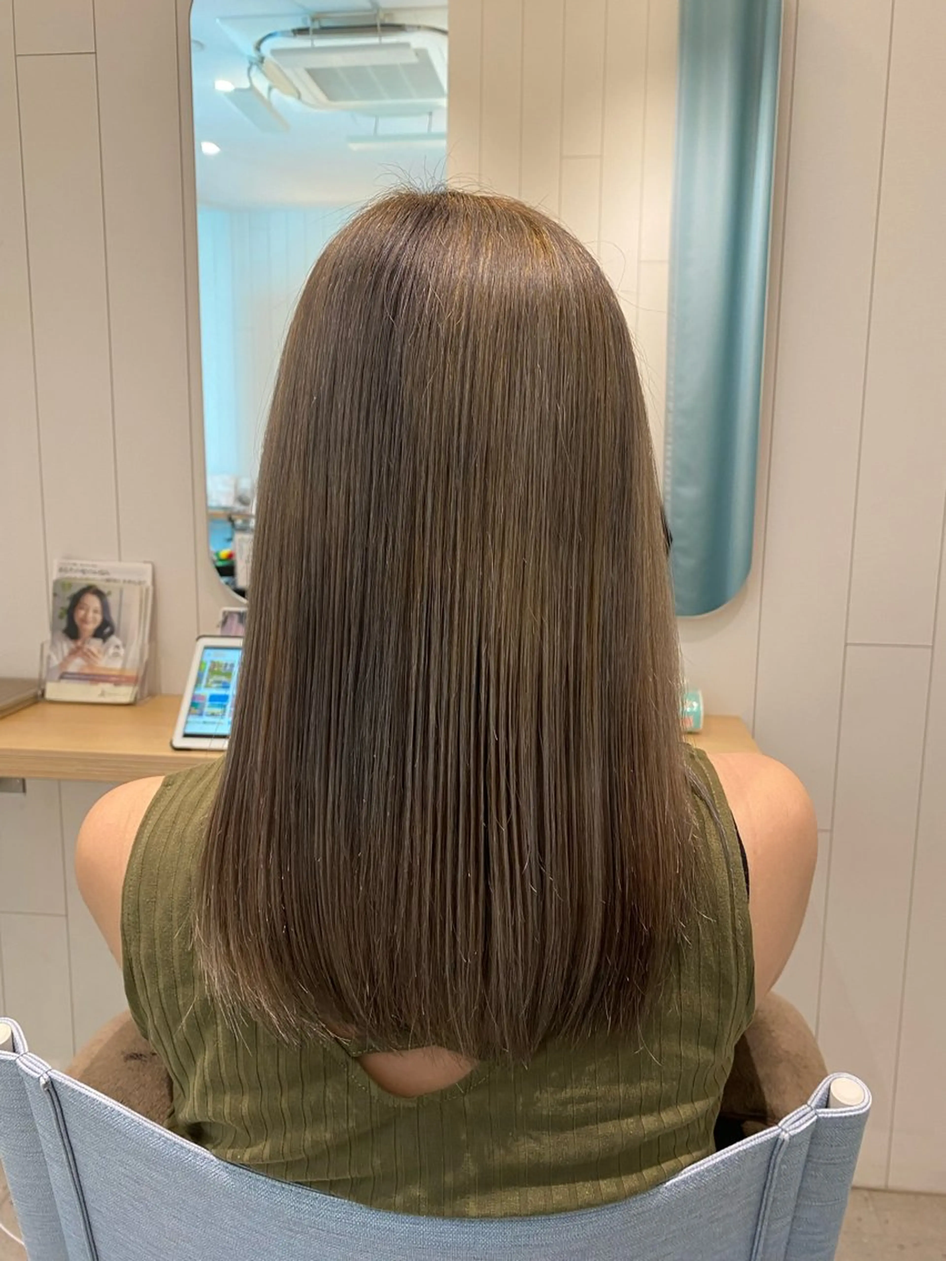 カラー ヘアカラー トリートメント Re:berta所属・メンズパーマ・ カット モリヤ🌺のヘアスタイル