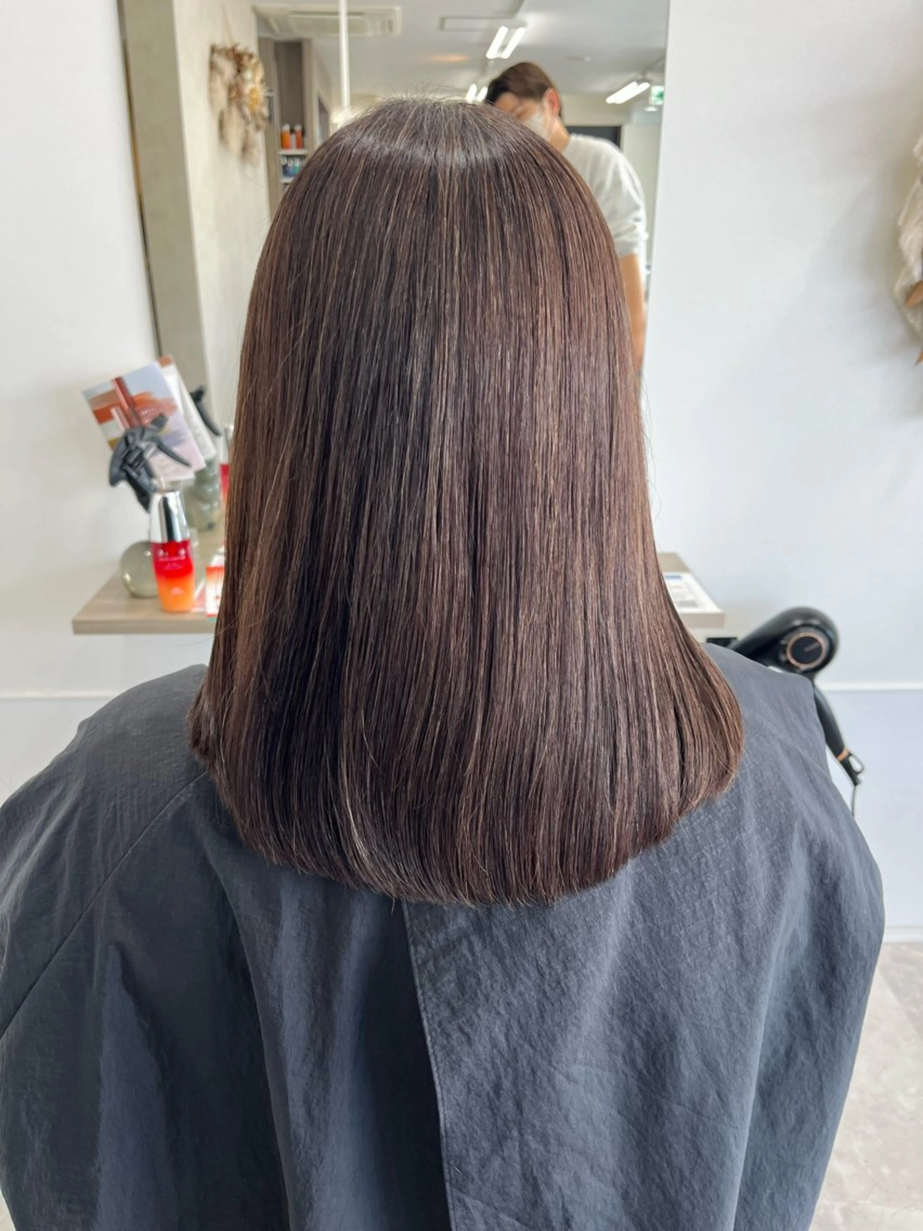 セミロング Yumi/艶髪/ 透明感カラー🤍のヘアスタイル