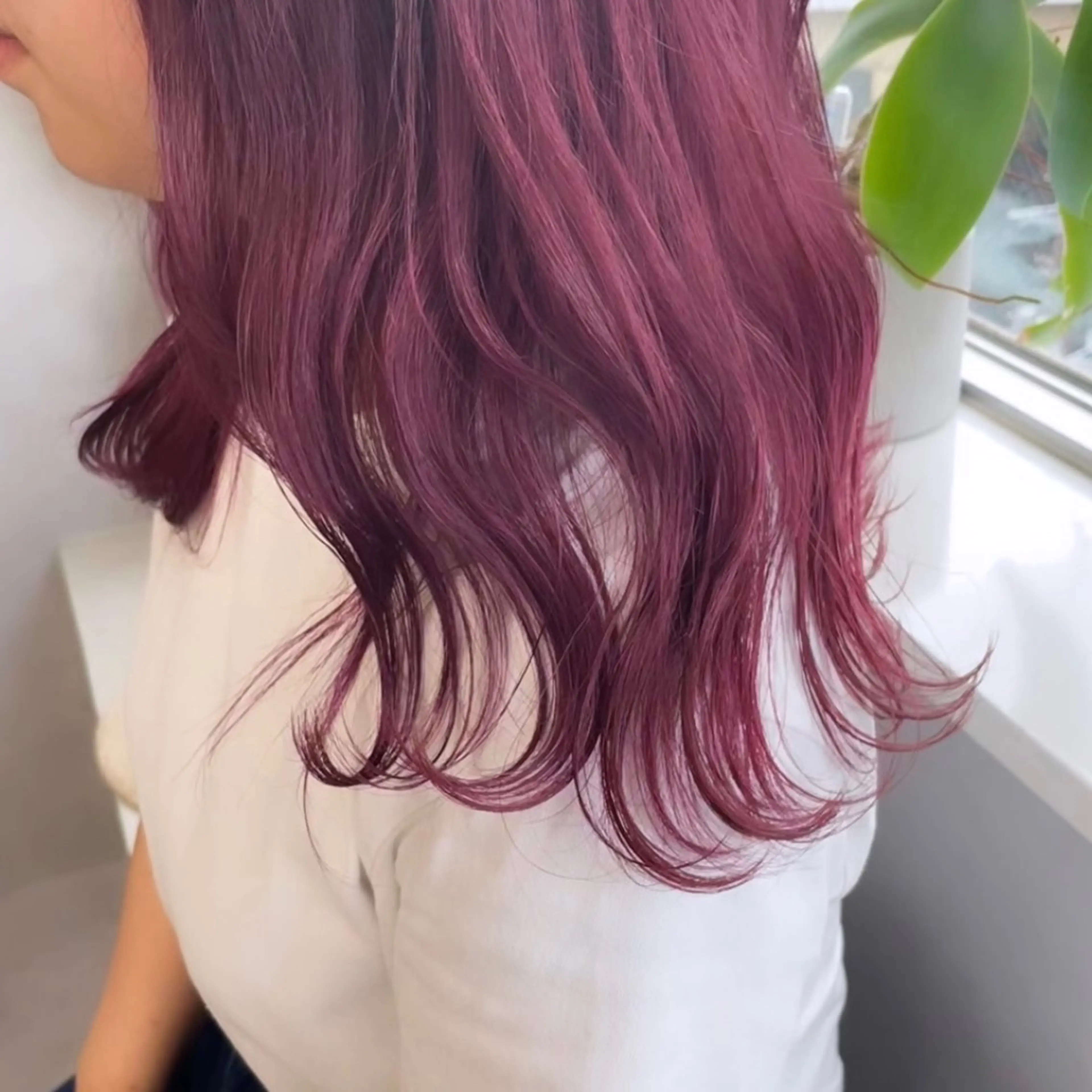 セミロング カラー ベージュカラー ピンクカラー ローズカラー Rui/透明感カラー 暖色/レイヤーカットのヘアスタイル