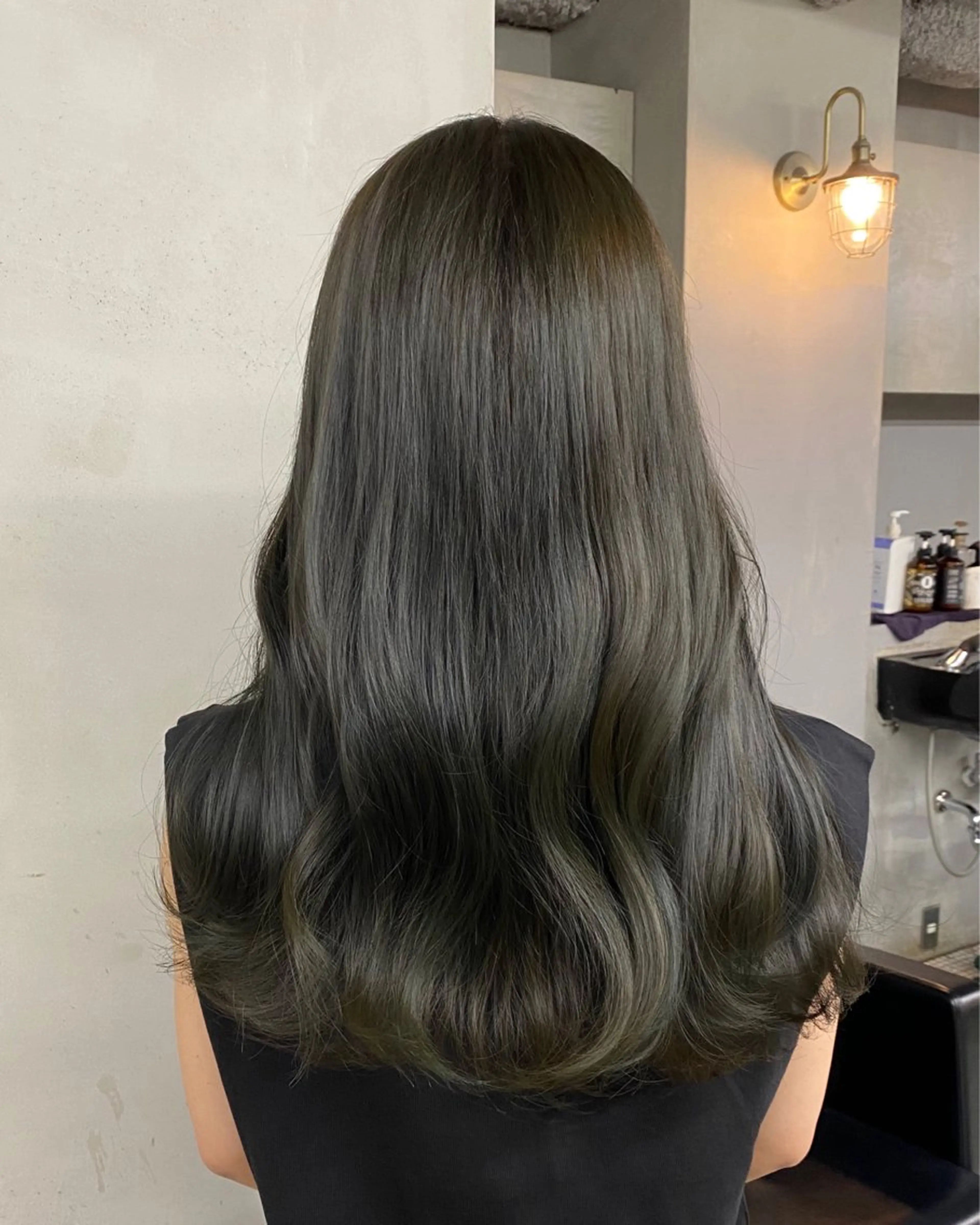 ロング カラー カット ヘアカラー トリートメント ヘアセット 新宿/韓国ヘア/ 髪質改善ストレートのヘアスタイル