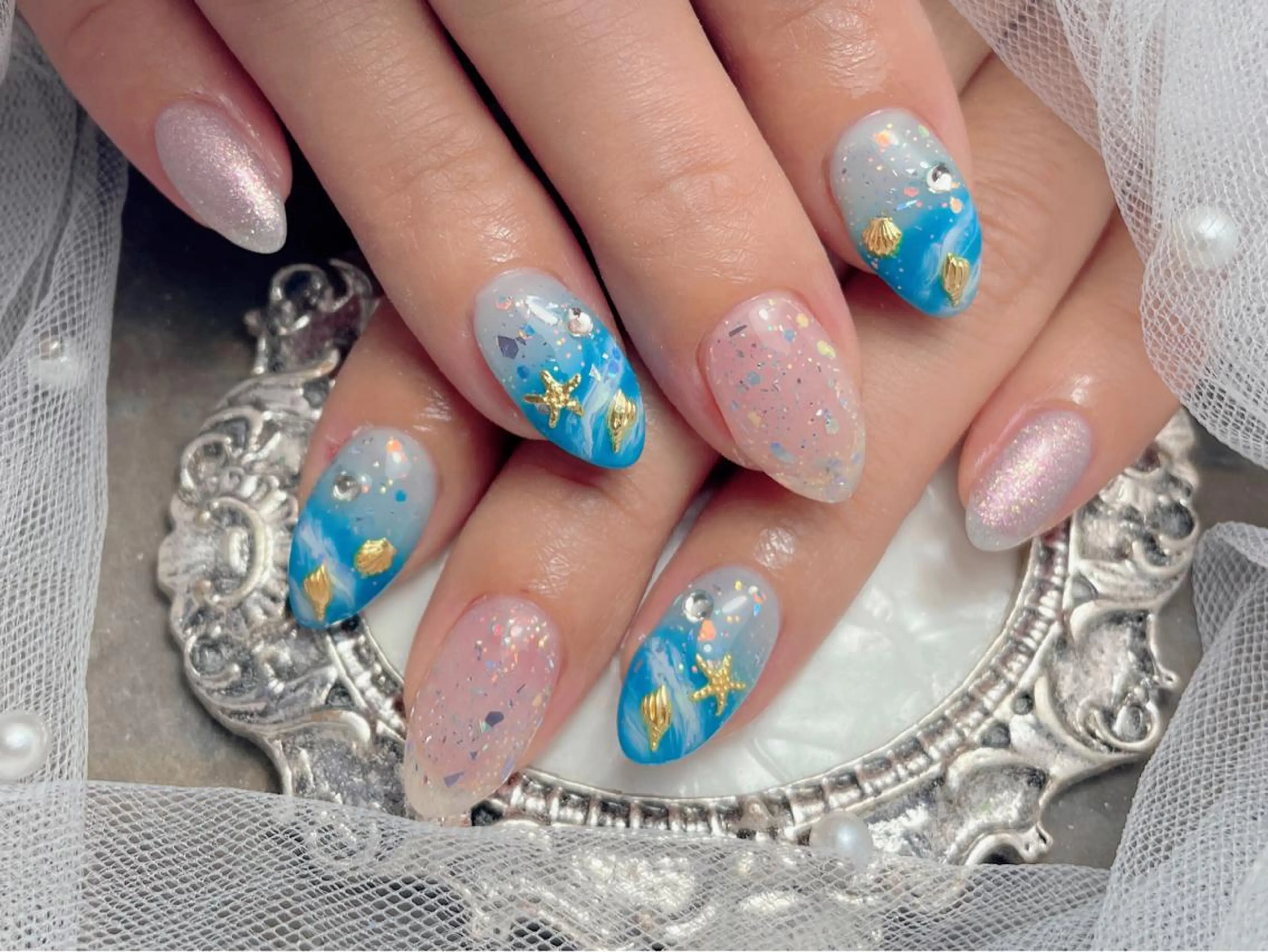 ネイル ハンドネイル マジックミラー所属・マジック ミラーのネイルデザイン