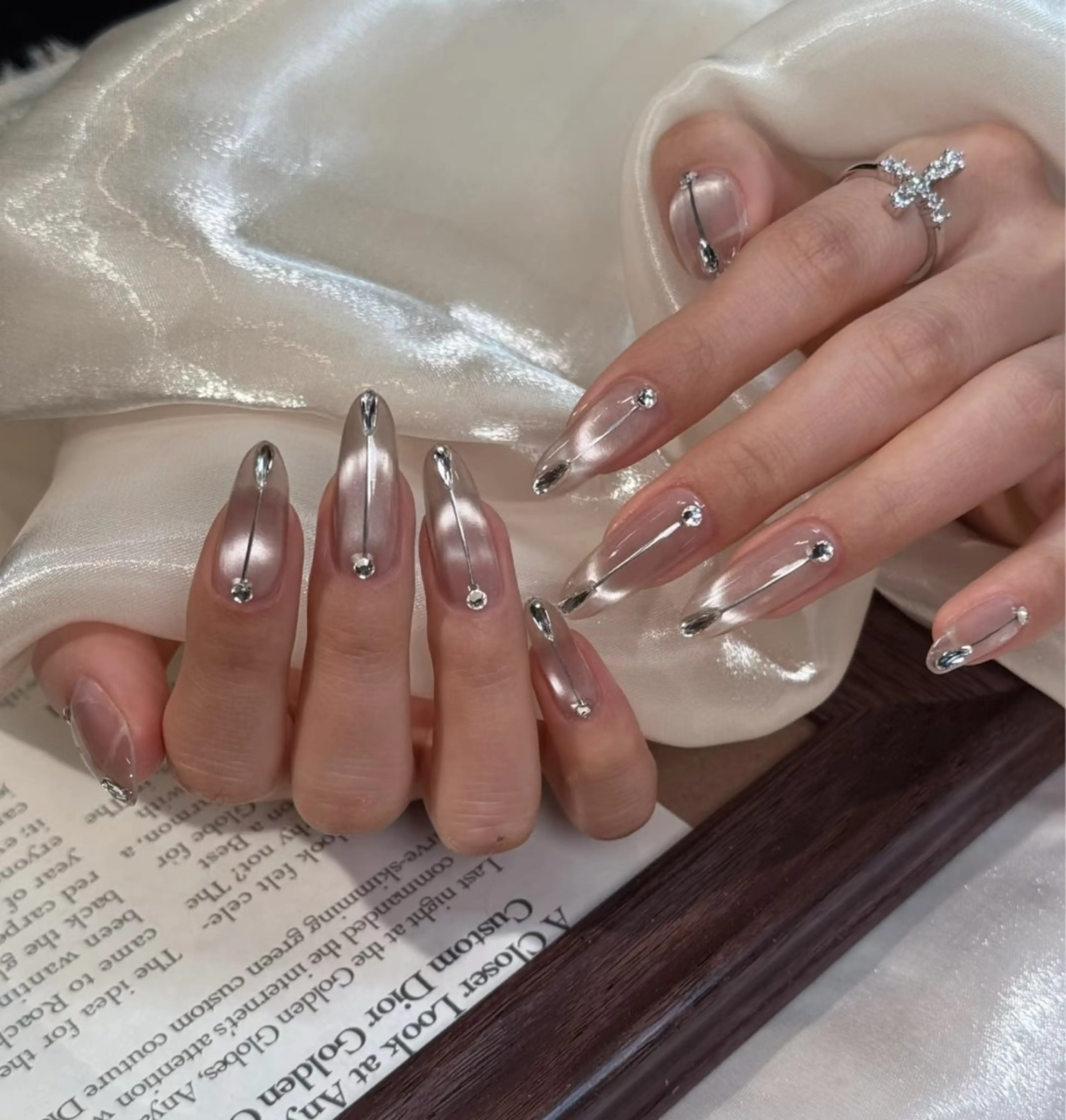 ネイル KIKI Nail所属・yolo ネイルのネイルデザイン