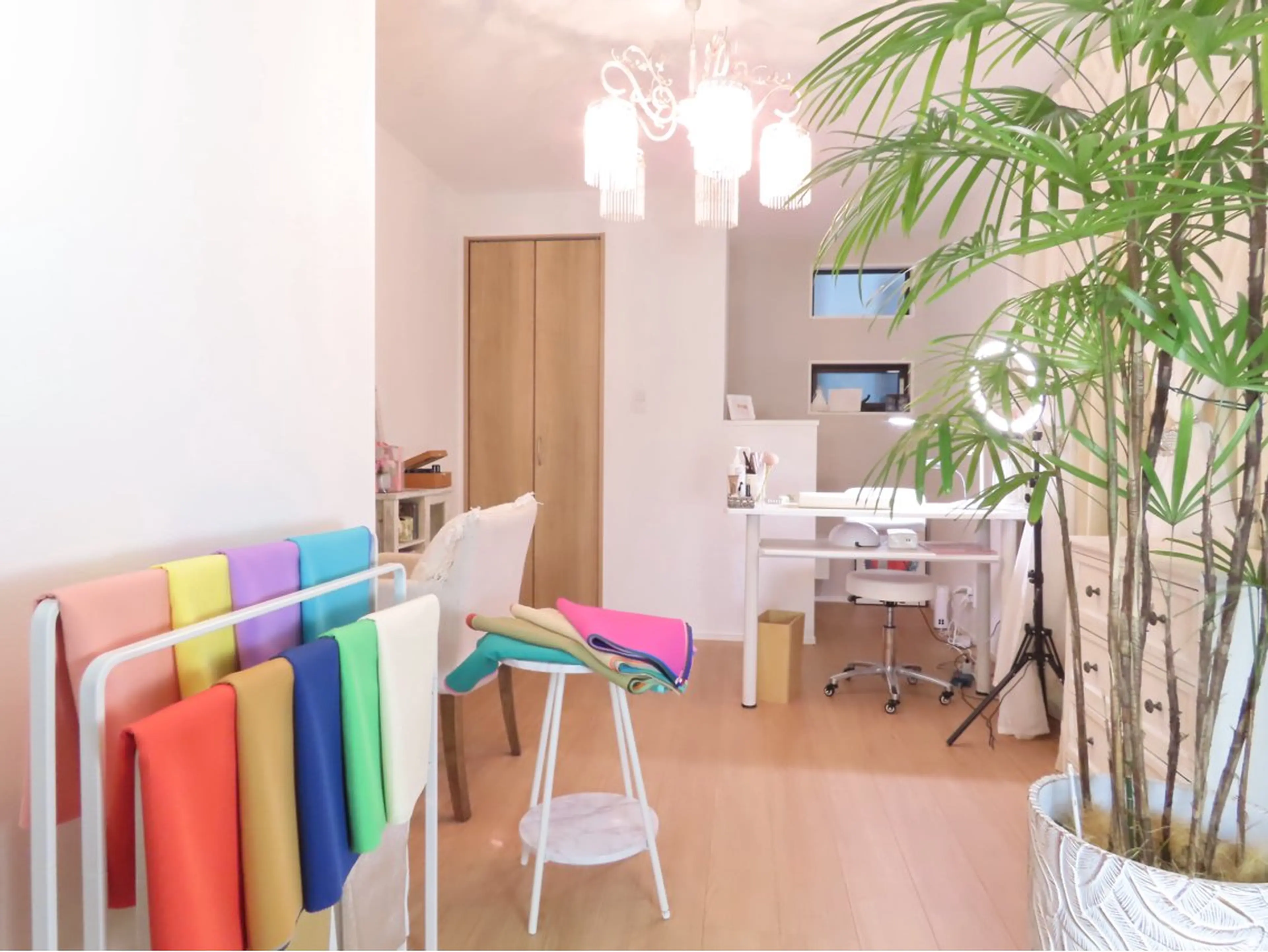 4シーズンパーソナルカラー診断(似合うカラーの提案もいたします)の写真