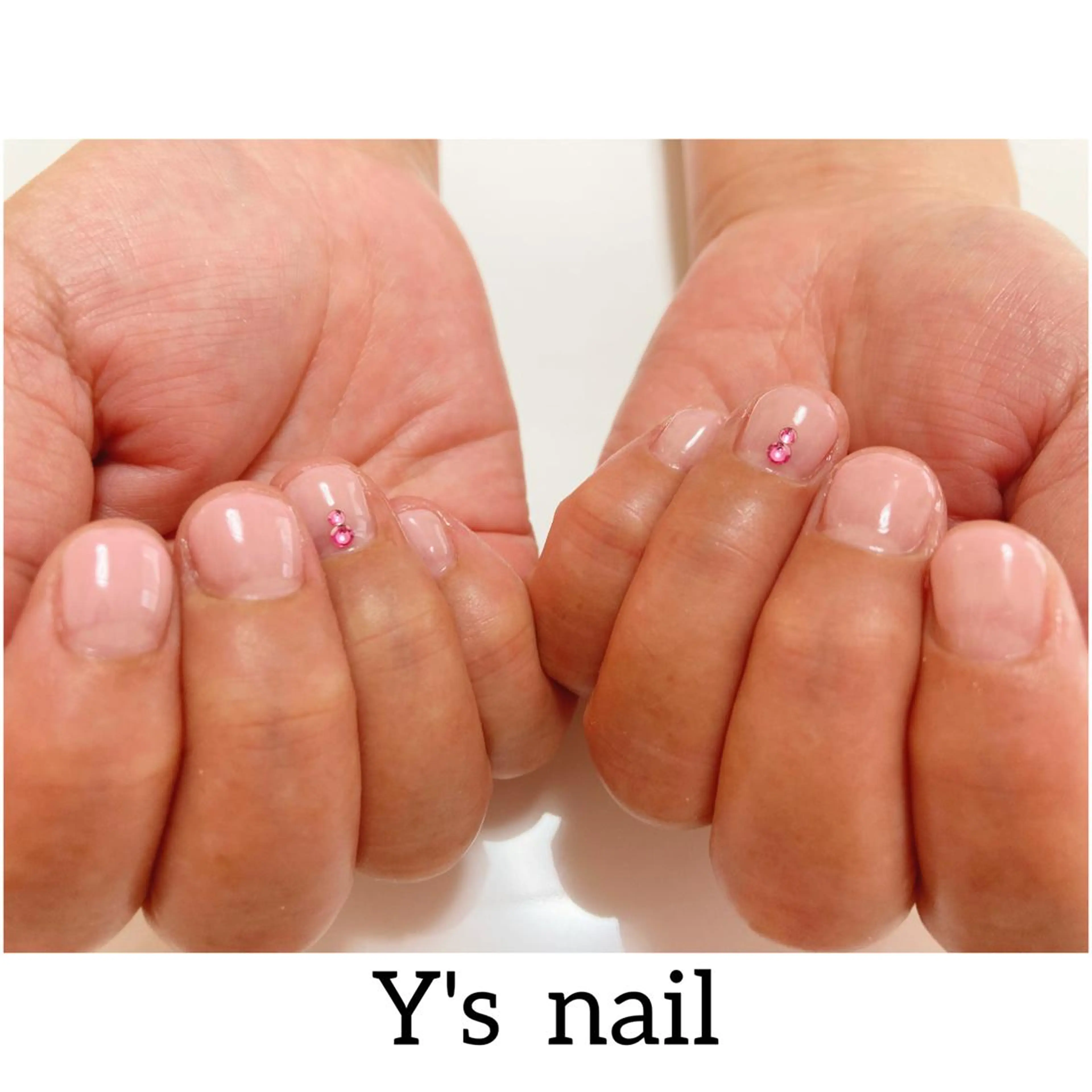 ネイル グラデーション 手書きが得意🖌️ Y’s  nailのネイルデザイン