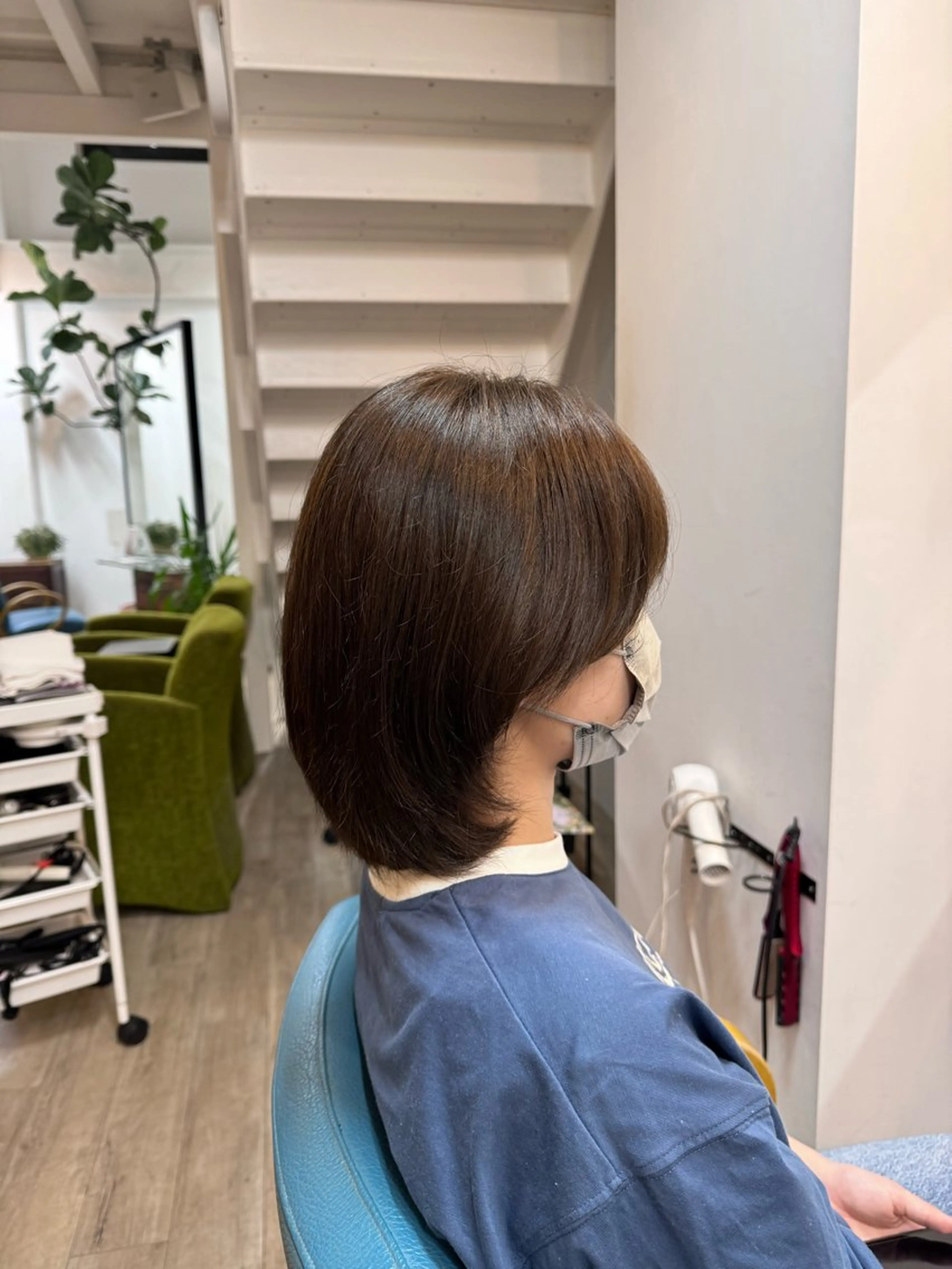 ミディアム カラー アッシュ 透明感カラー ヘアカラー CHEST　若松 采実の眉毛・アイブロウイメージ