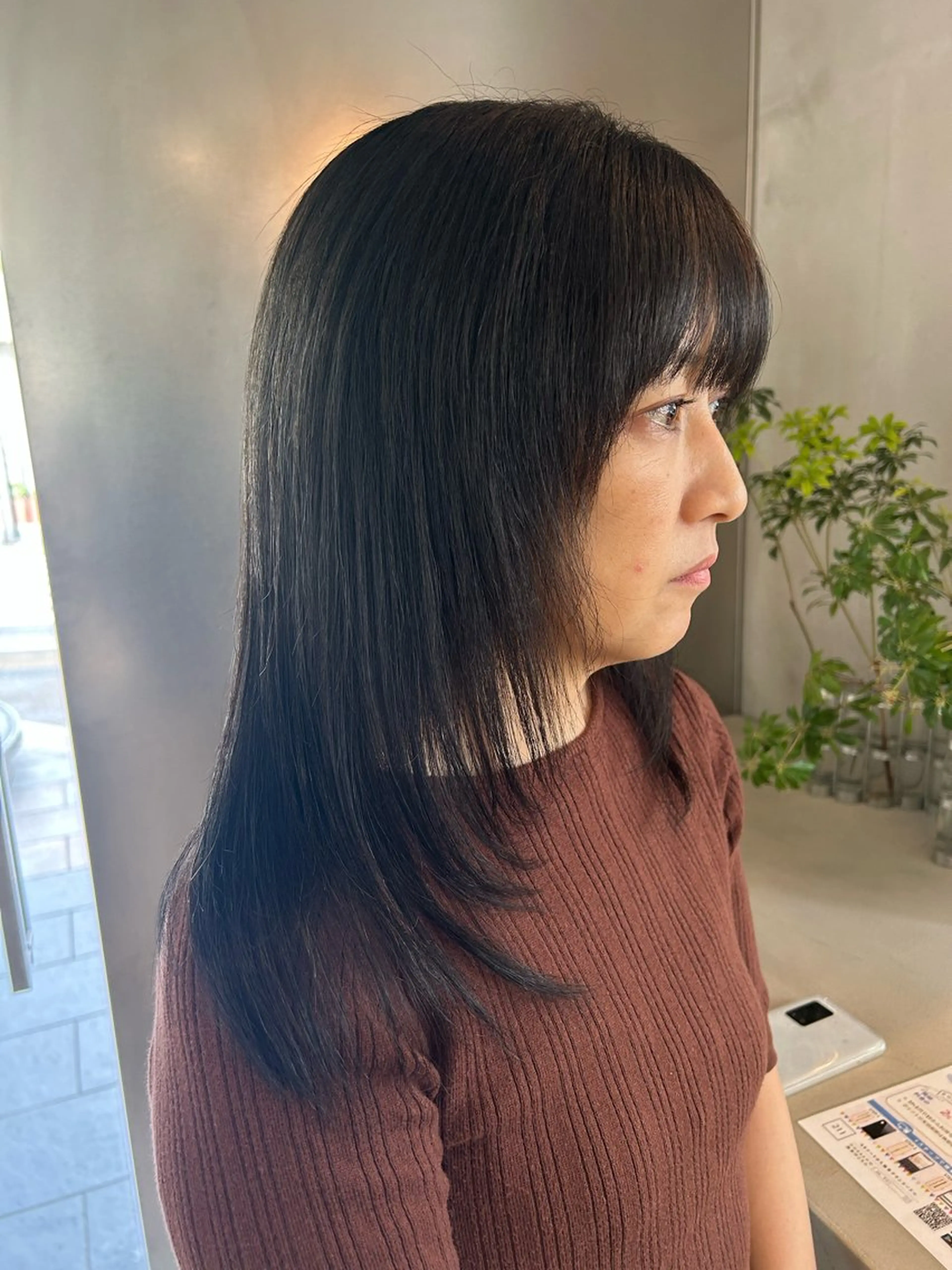 セミロング レイヤーカット 馬場 菜乃夏のヘアスタイル