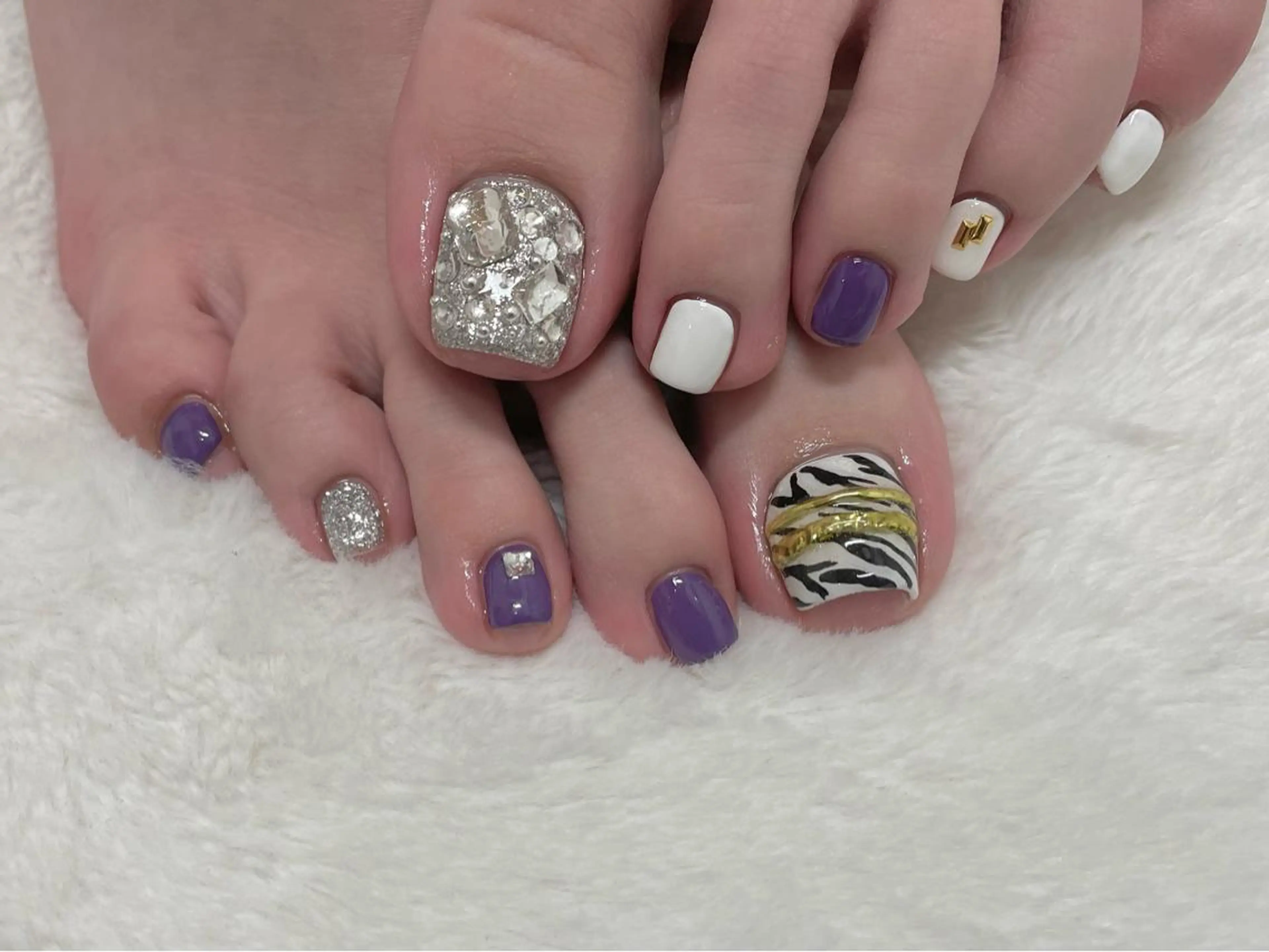 ネイル アニマル柄 riri nail所属・riri-nail Rie Endoのネイルデザイン