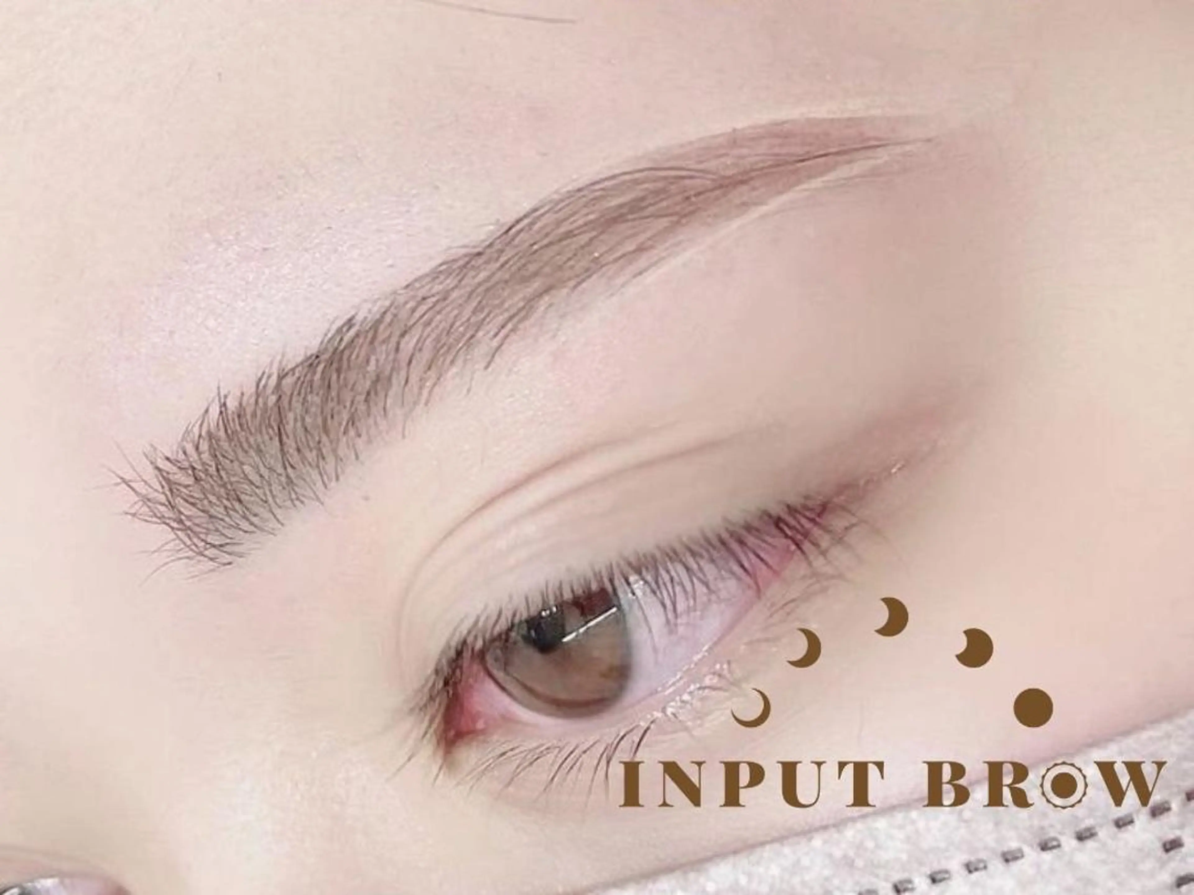 アイブロウ eyelist Umiのマツエク・マツパデザイン