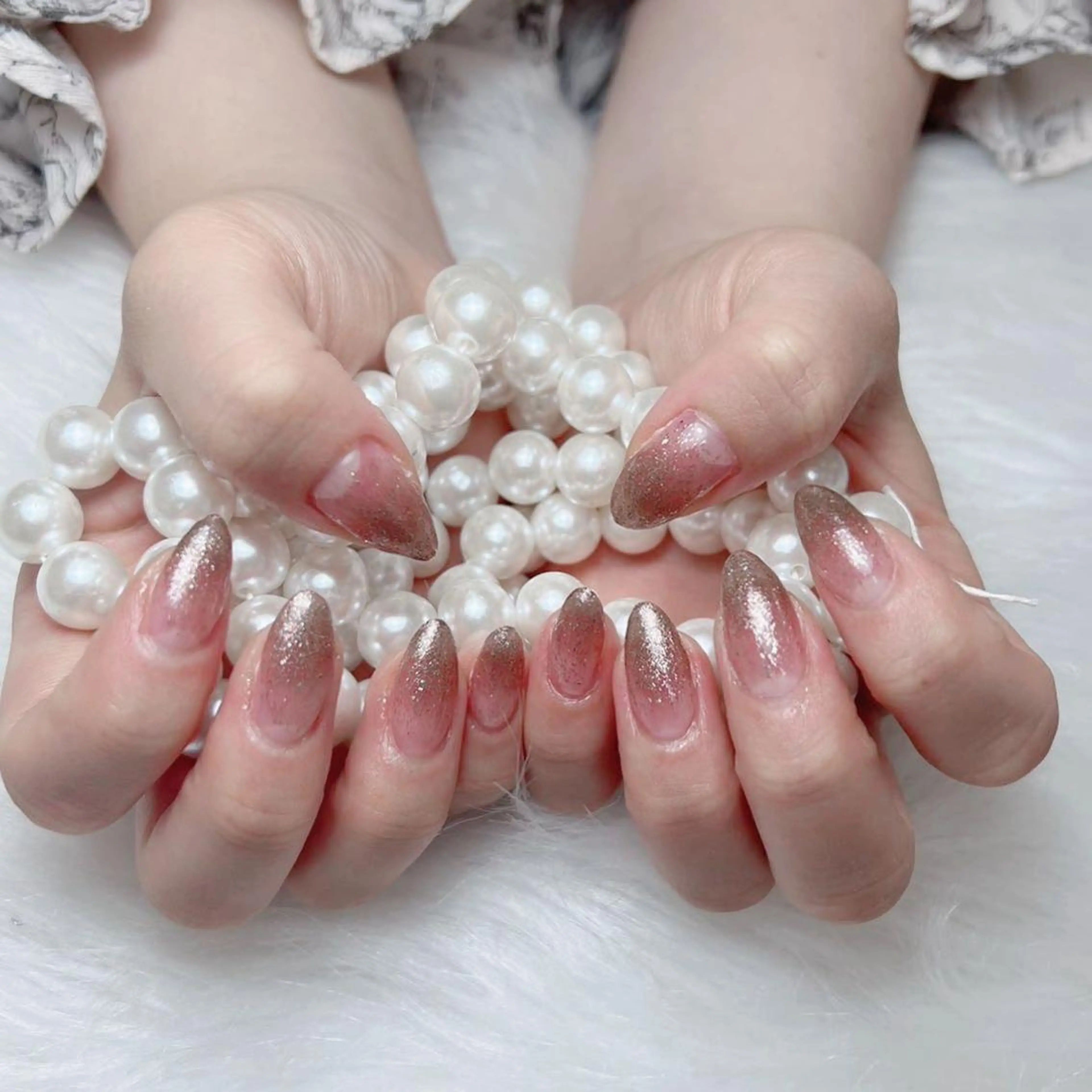 ネイル ラメ(グリッター) ラメグラデーション ワンカラーネイル ハンドネイル DIAMOND 💅のネイルデザイン