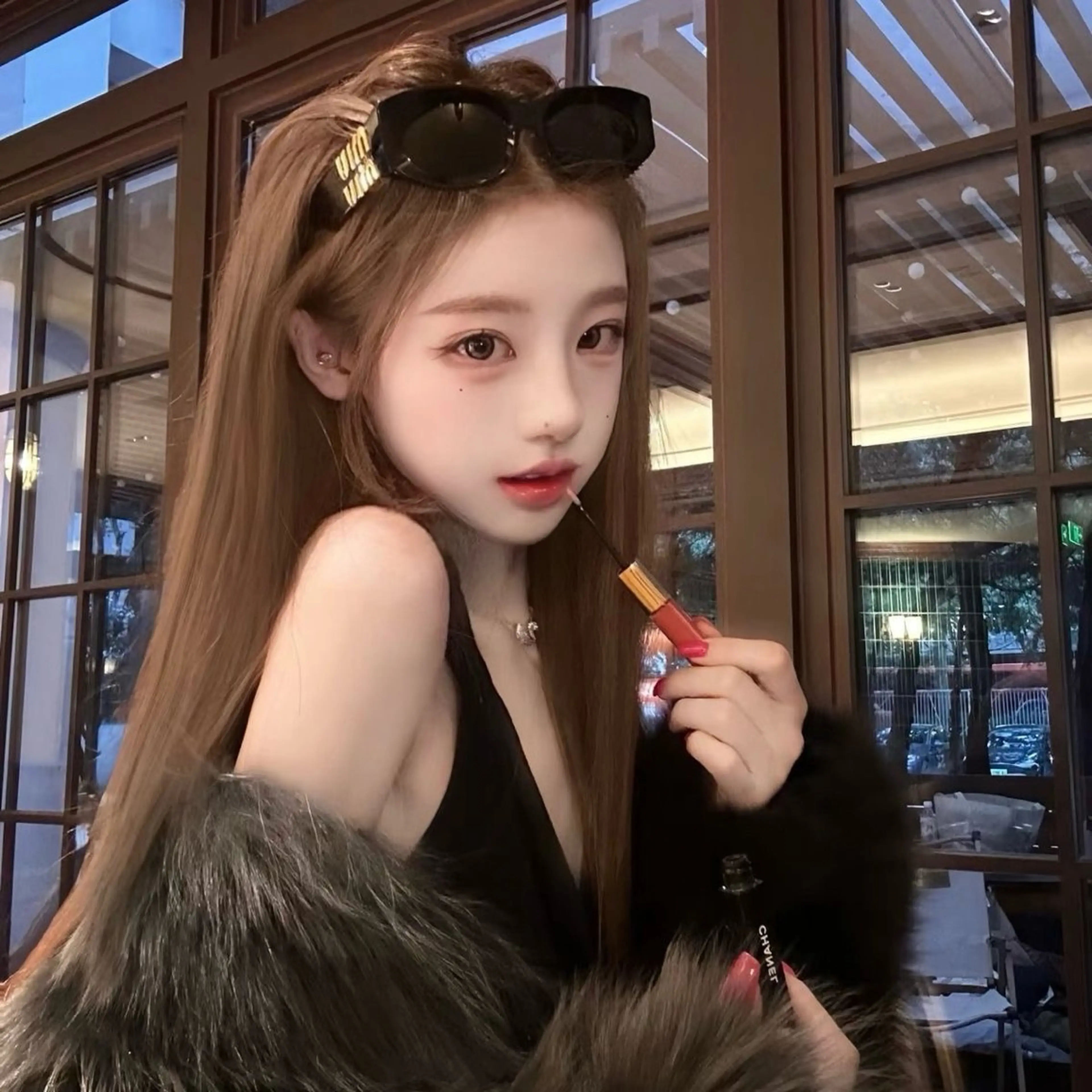 ロング カラー ブリーチ 透明感カラー ブリーチなしカラー くびれヘア 髪質改善 カット ヘアカラー ワンホンヘア/ 透明感カラー/ゆうとのヘアスタイル