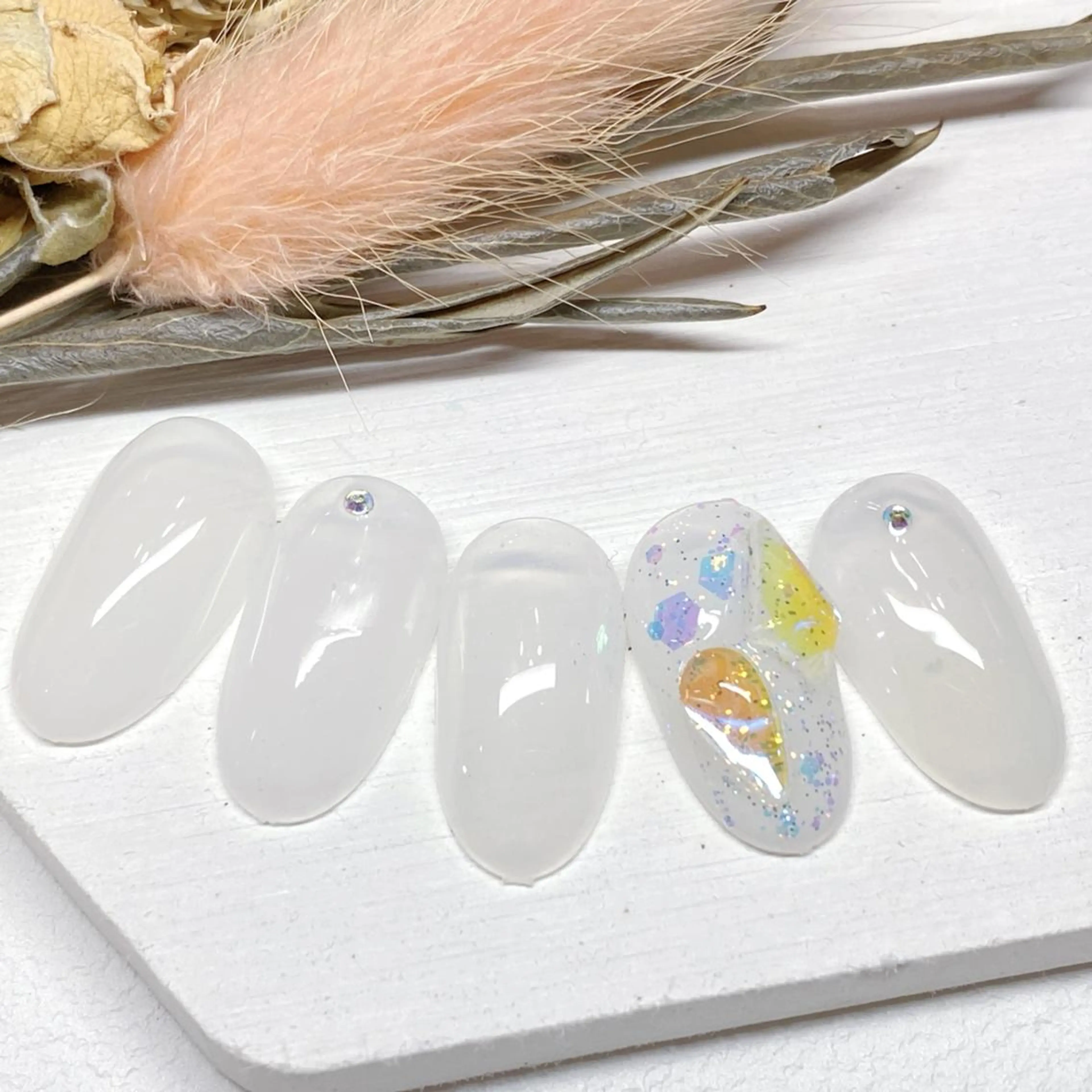 ネイル ジェルネイル ソフトジェル zina 千葉2nd NONのネイルデザイン