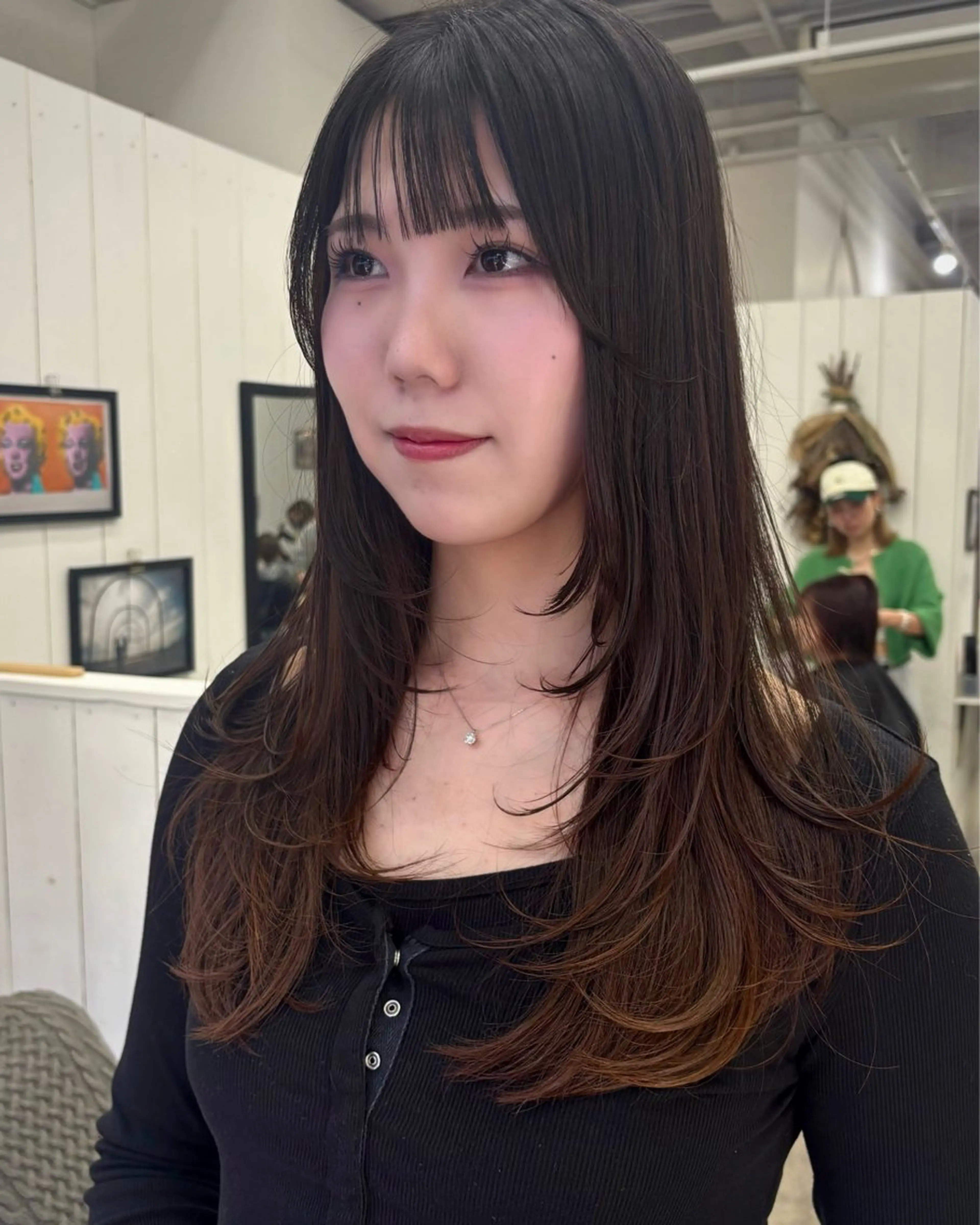 ロング カット Ann./艶髪 /レイヤーカットのヘアスタイル