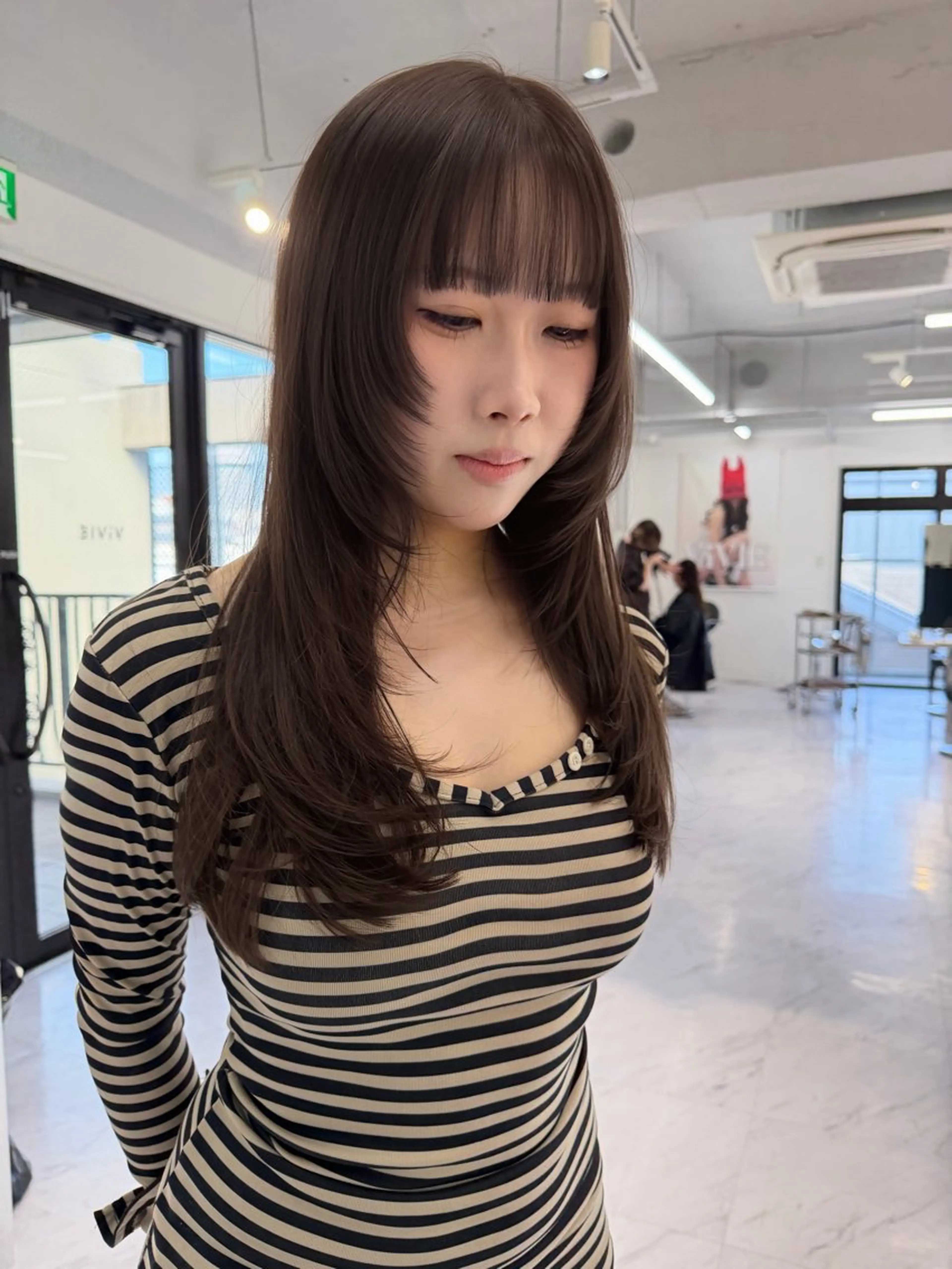 ロング カラー ベージュカラー ブリーチ ケアブリーチ デザインカラー ダブルカラー カット ヘアカラー TATSUブリーチ/ ミルクティーベージュのヘアスタイル