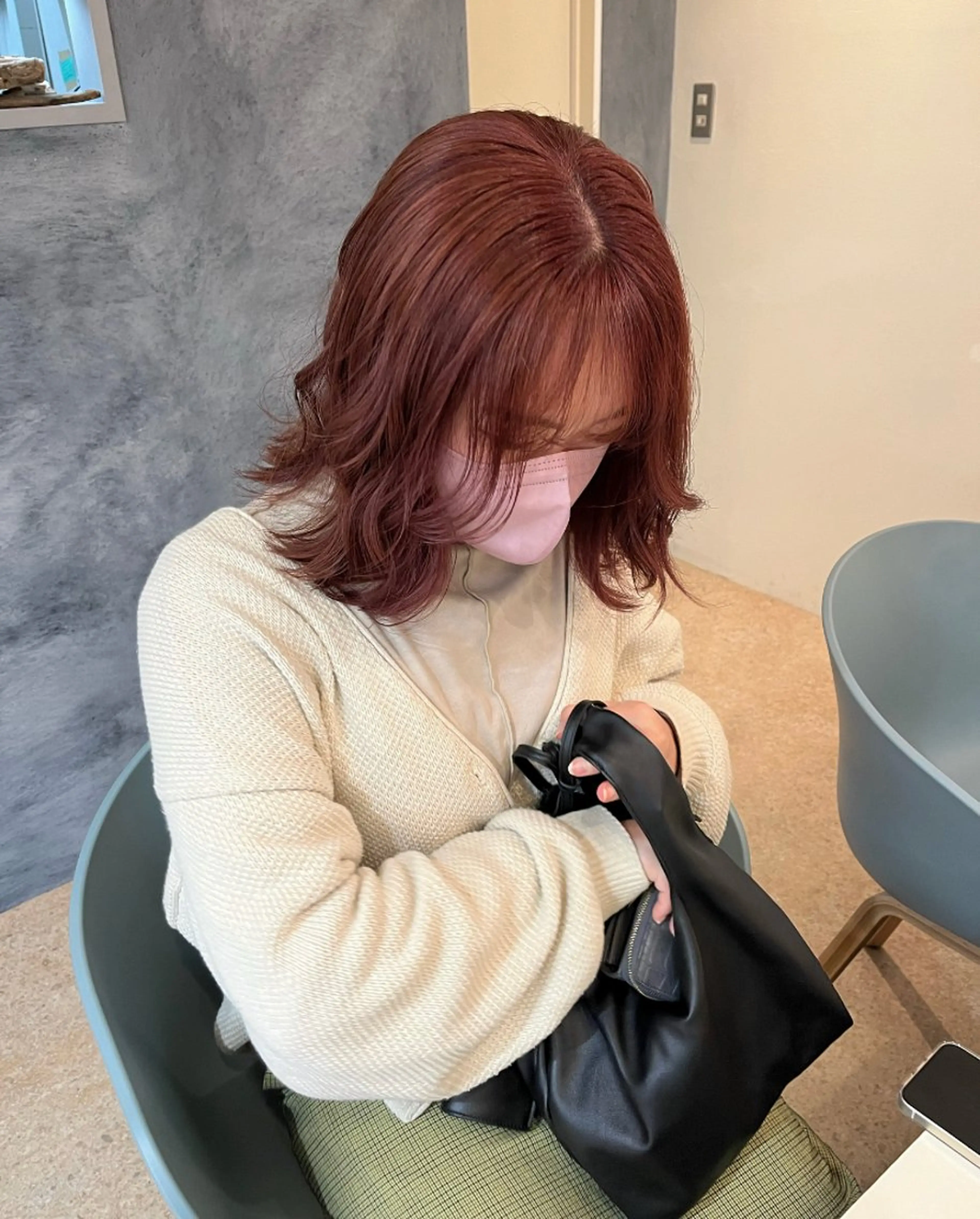 カラー 石田 菜月のヘアスタイル