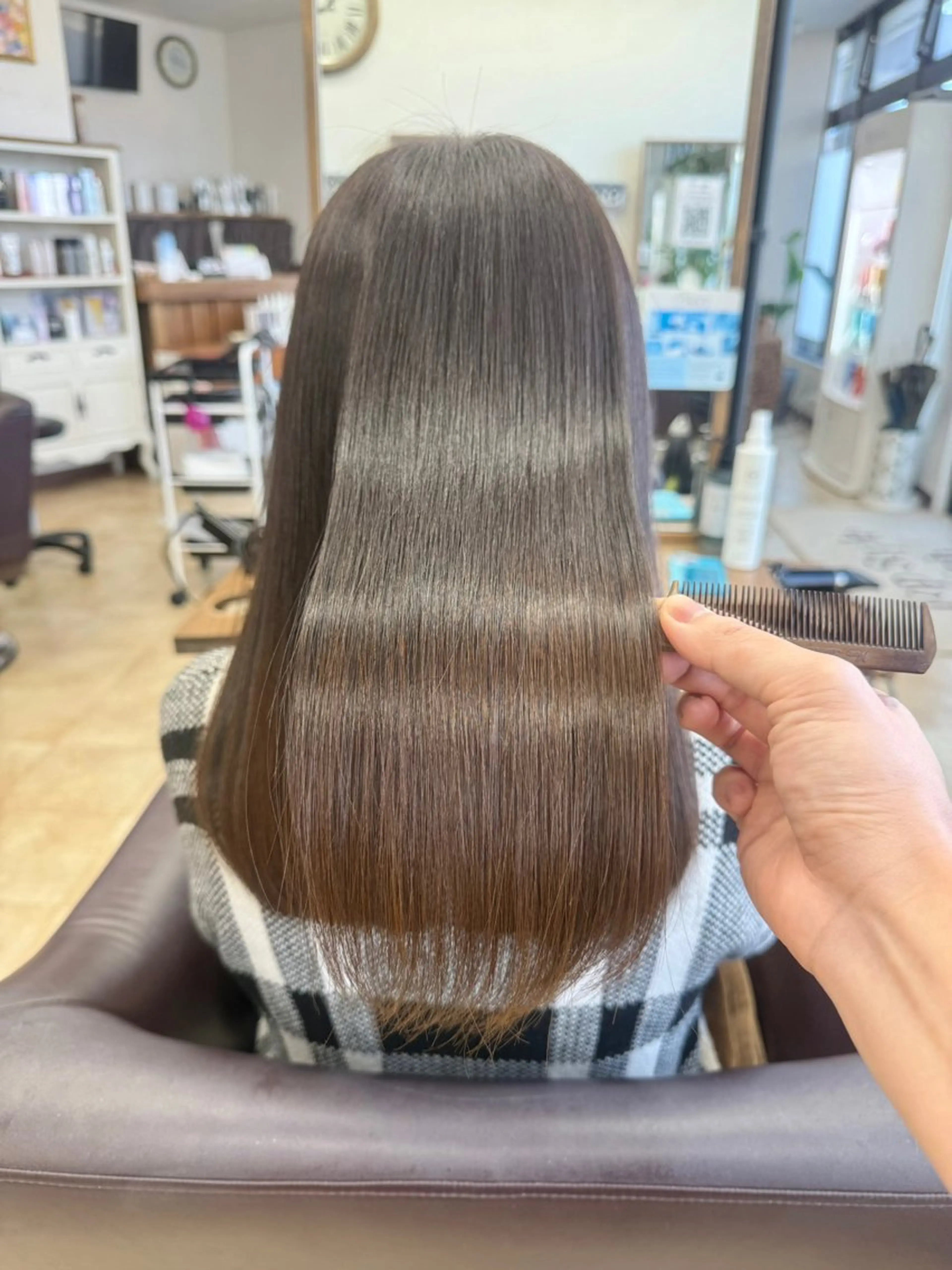 ミディアム 髪質改善 トリートメント 額田 汐莉のヘアスタイル