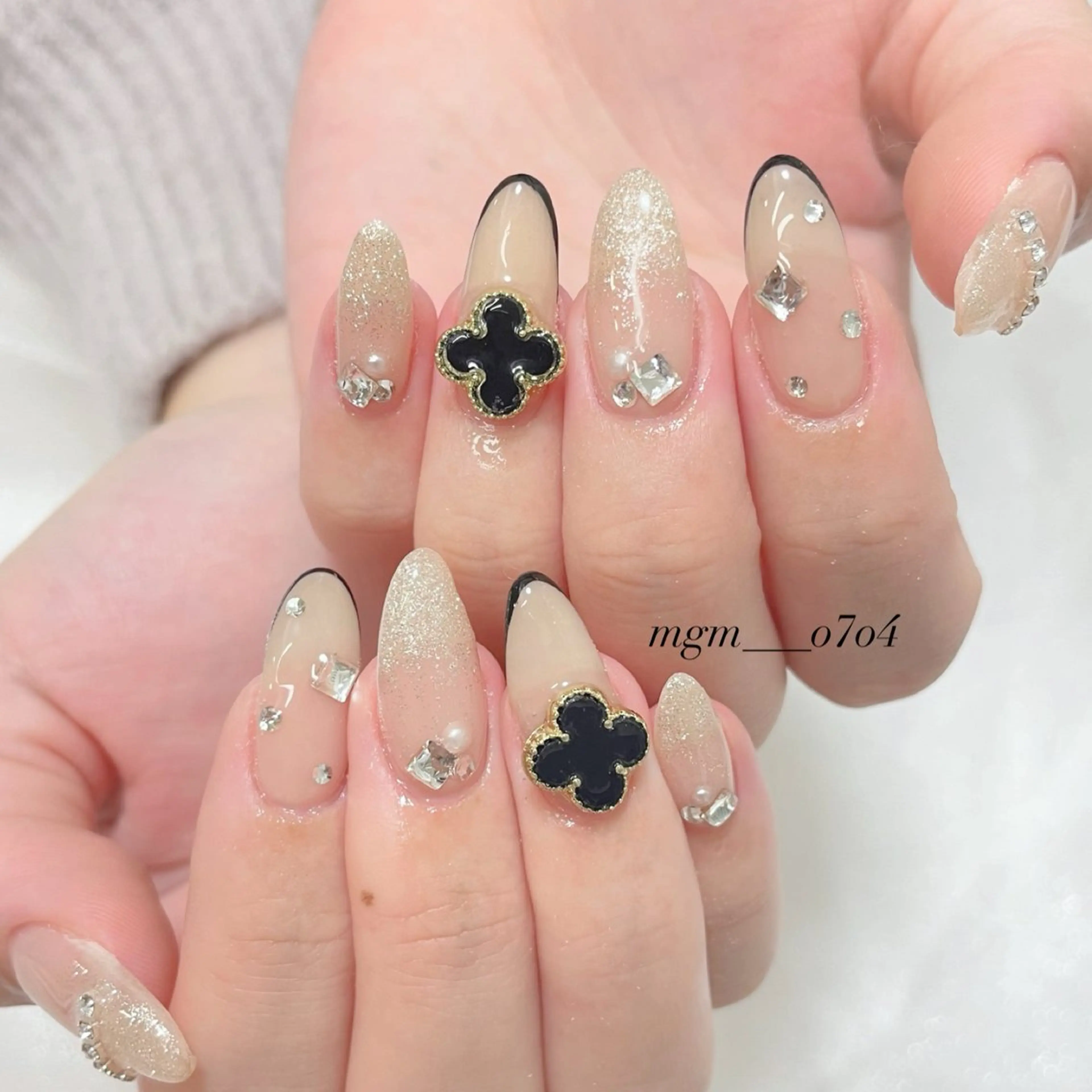 ネイル ハンドネイル ハンドケア MoON...❤︎ MeGuのネイルデザイン