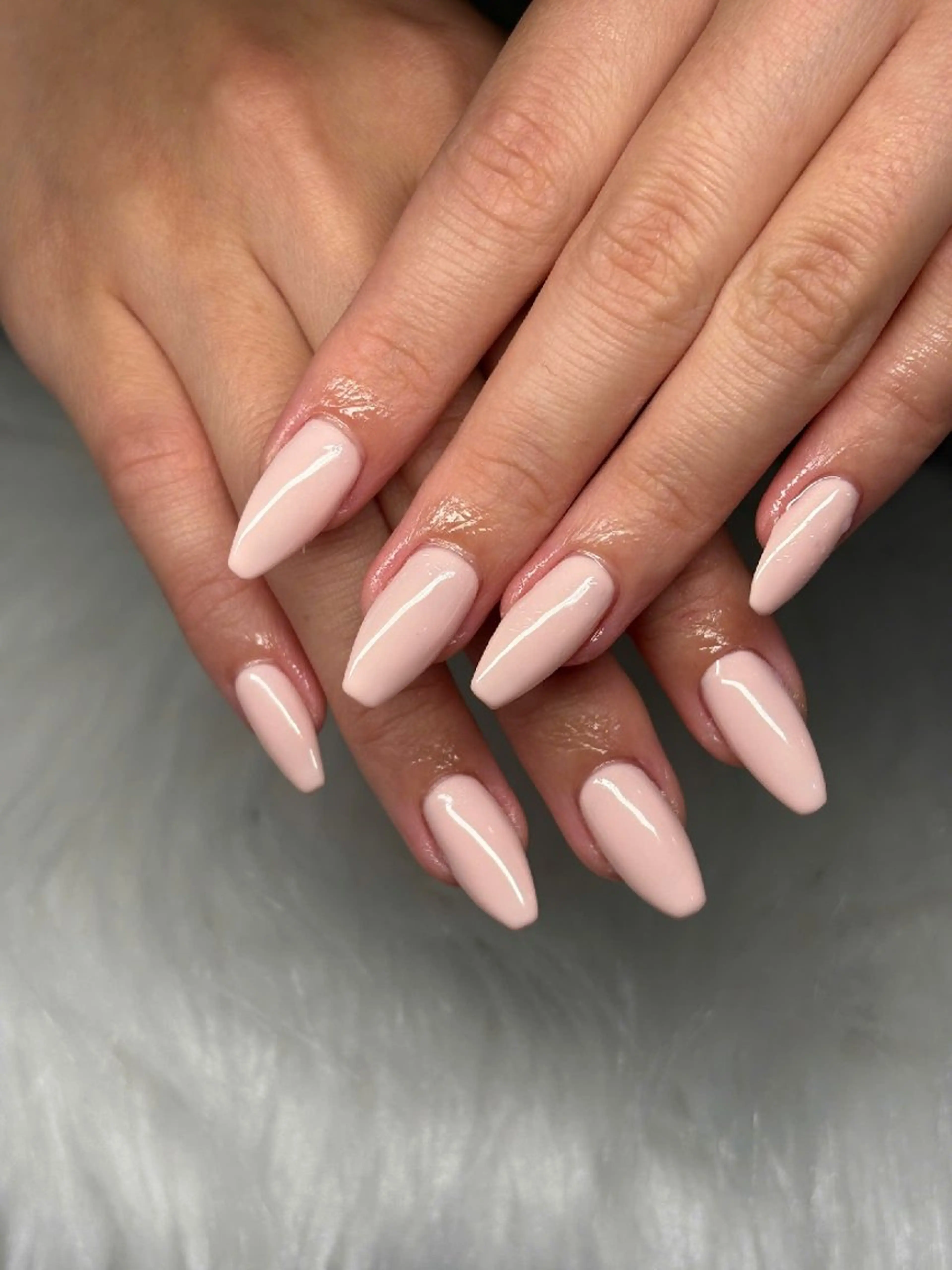 ネイル ハンドネイル Lily Lily のネイルデザイン