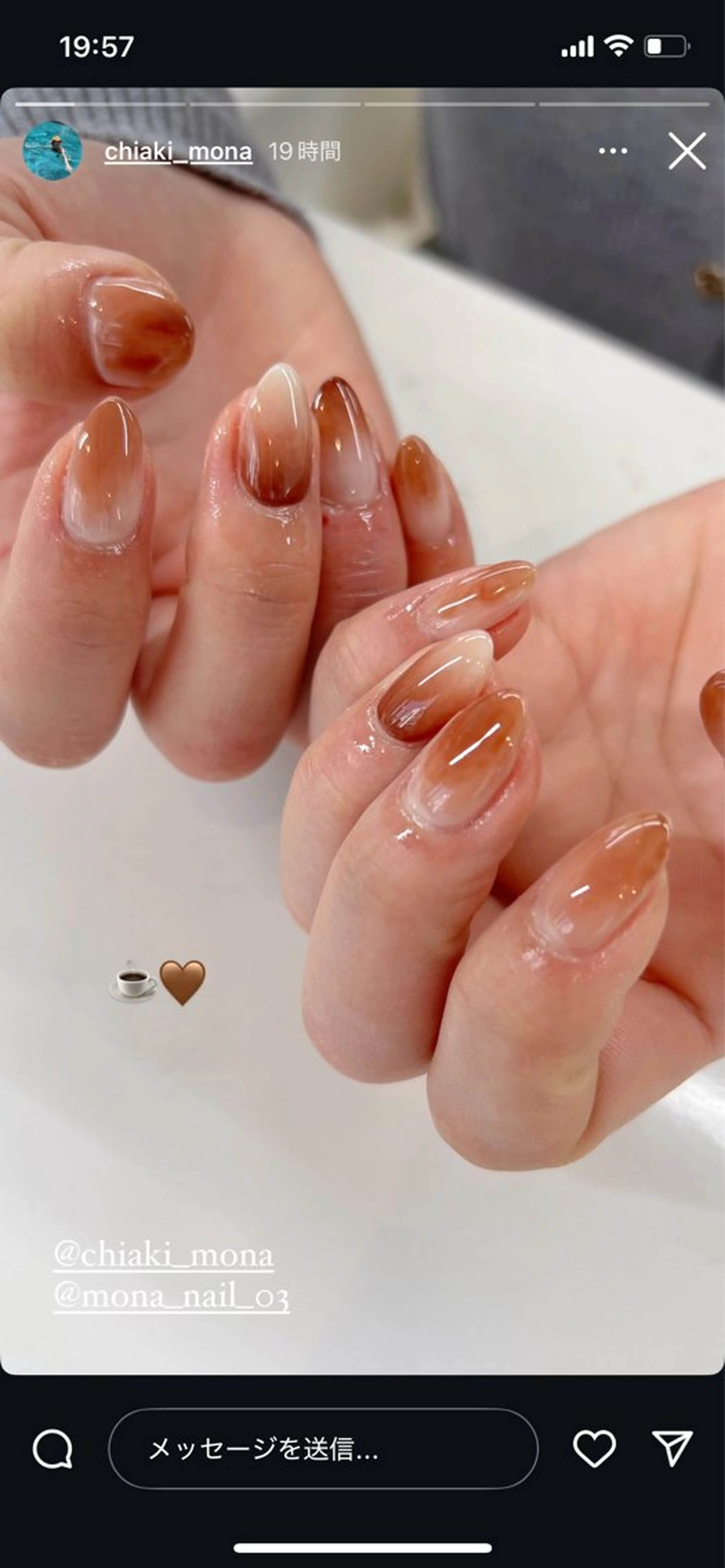 ネイル mona .AMIのネイルデザイン