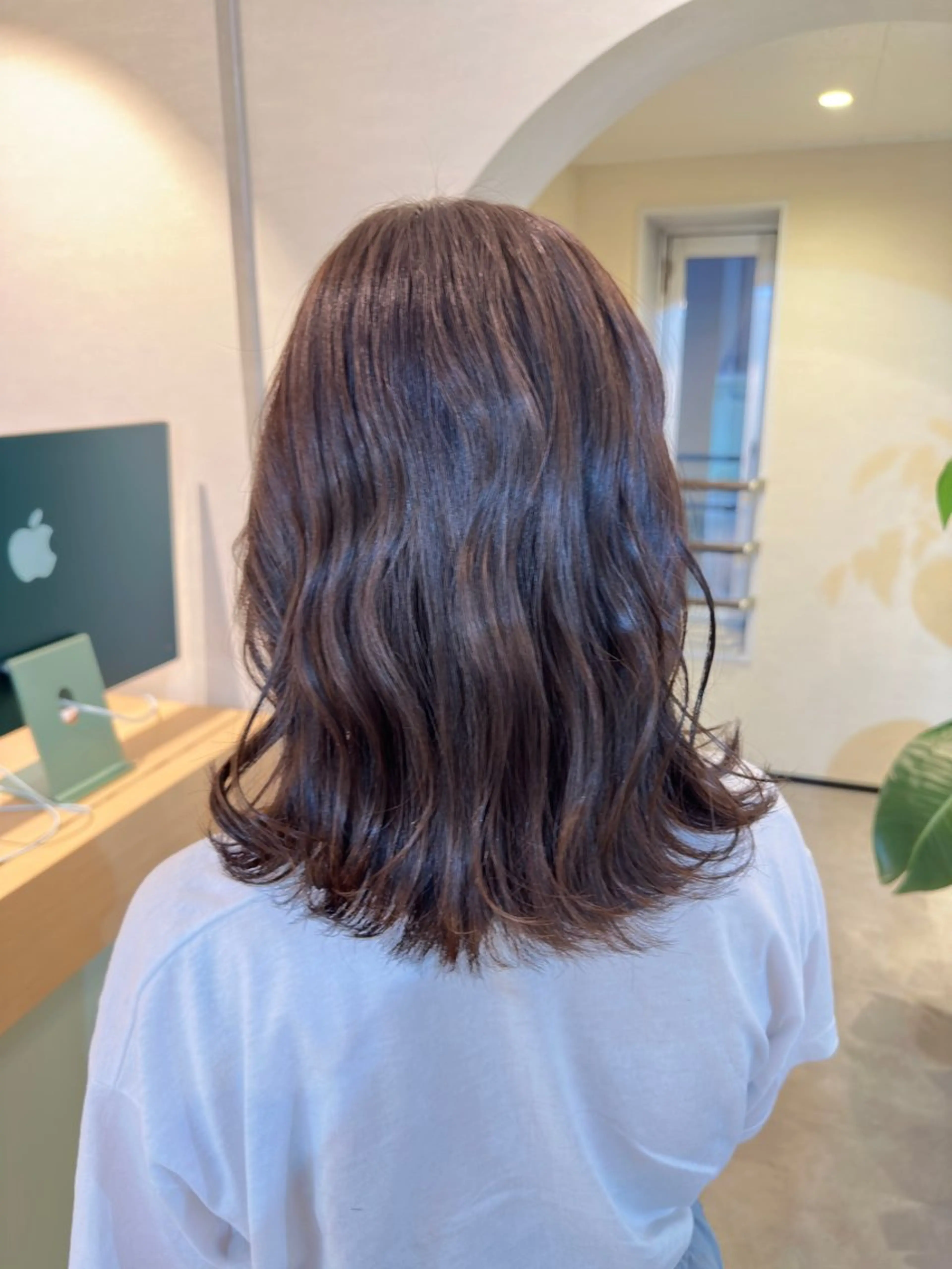 ミディアム カラー ブラウンカラー カット ヘアカラー トリートメント 【Uneユヌ】菊地 春那のヘアスタイル