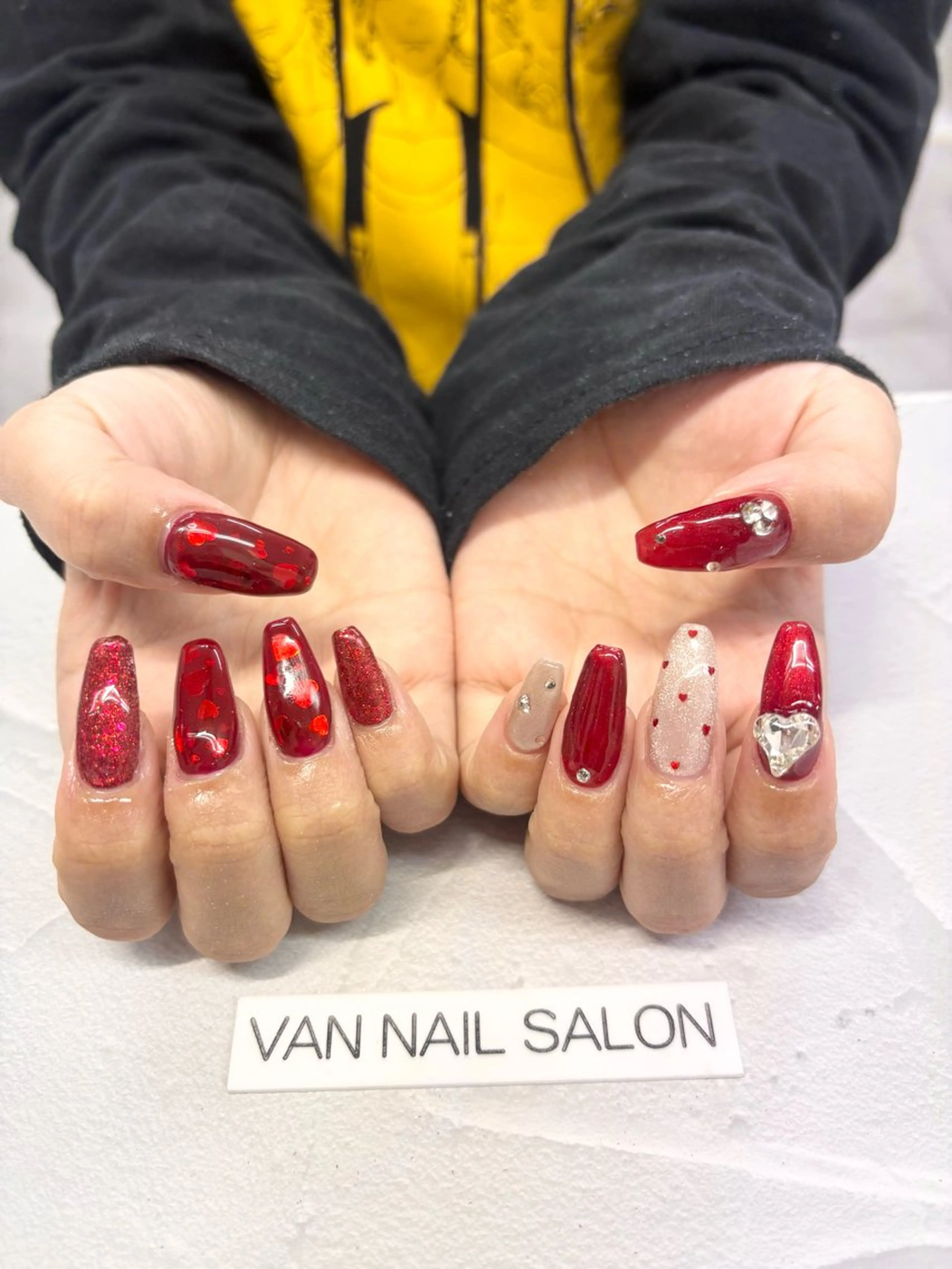 ネイル VANNAILSALON 海老名店所属・VANNAIL 海老名店のネイルデザイン