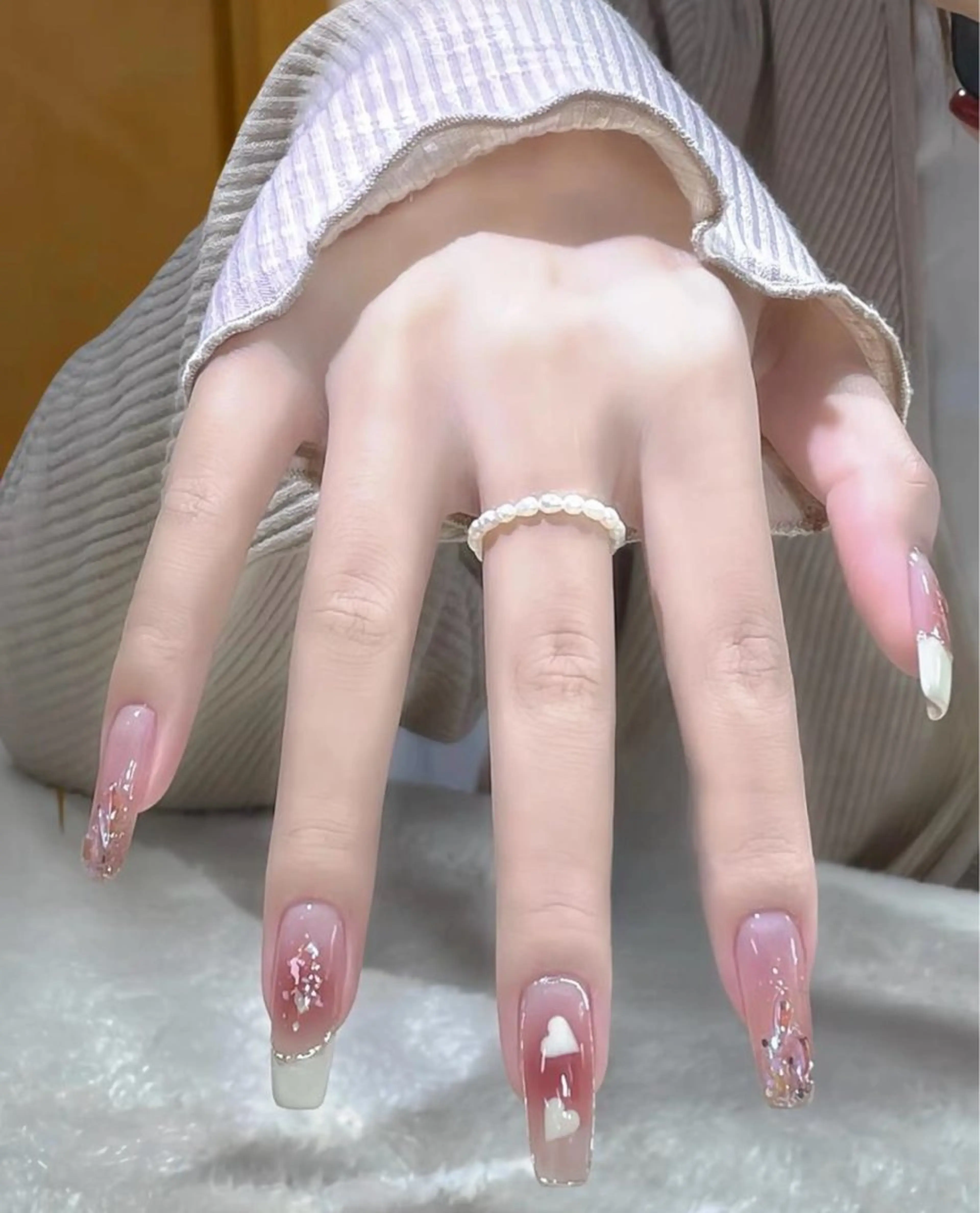ネイル チークネイル 長さ出し フレンチネイル ガーリー 韓国ネイル sun nail池袋 モデル募集のネイルデザイン