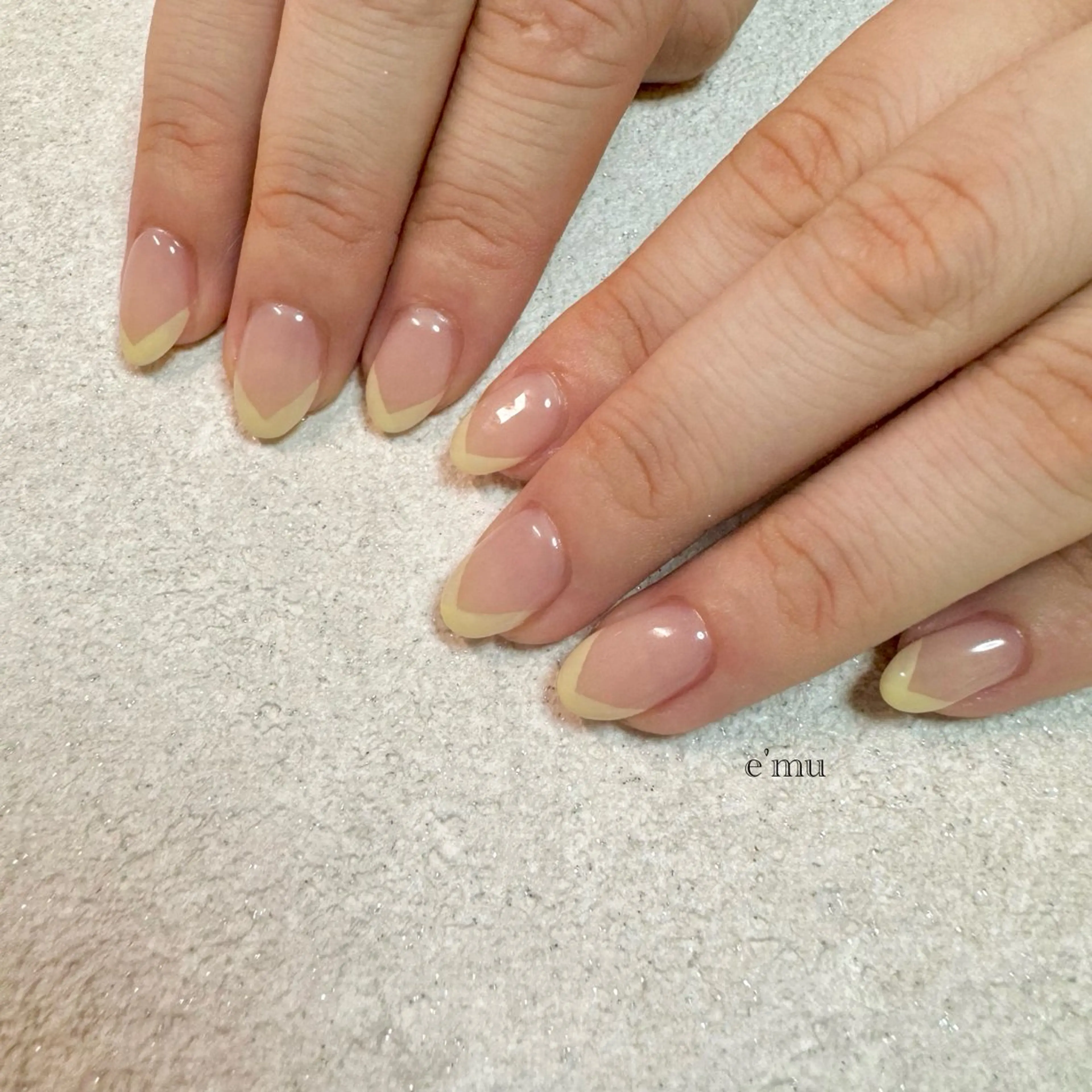 ネイル フレンチネイル ハンドネイル nail salon e'mu💐のネイルデザイン