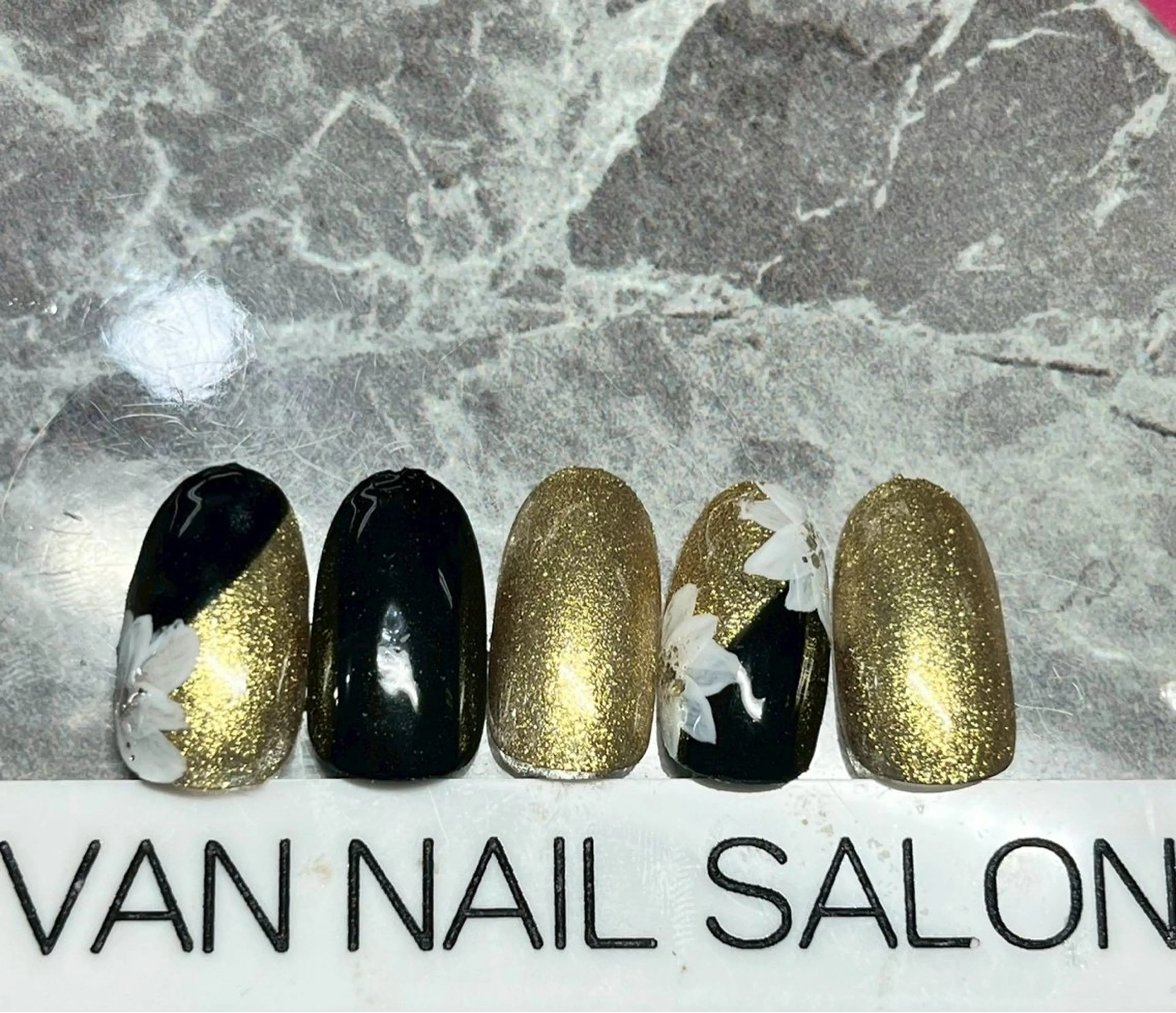 ネイル Van Nail Salonのネイルデザイン