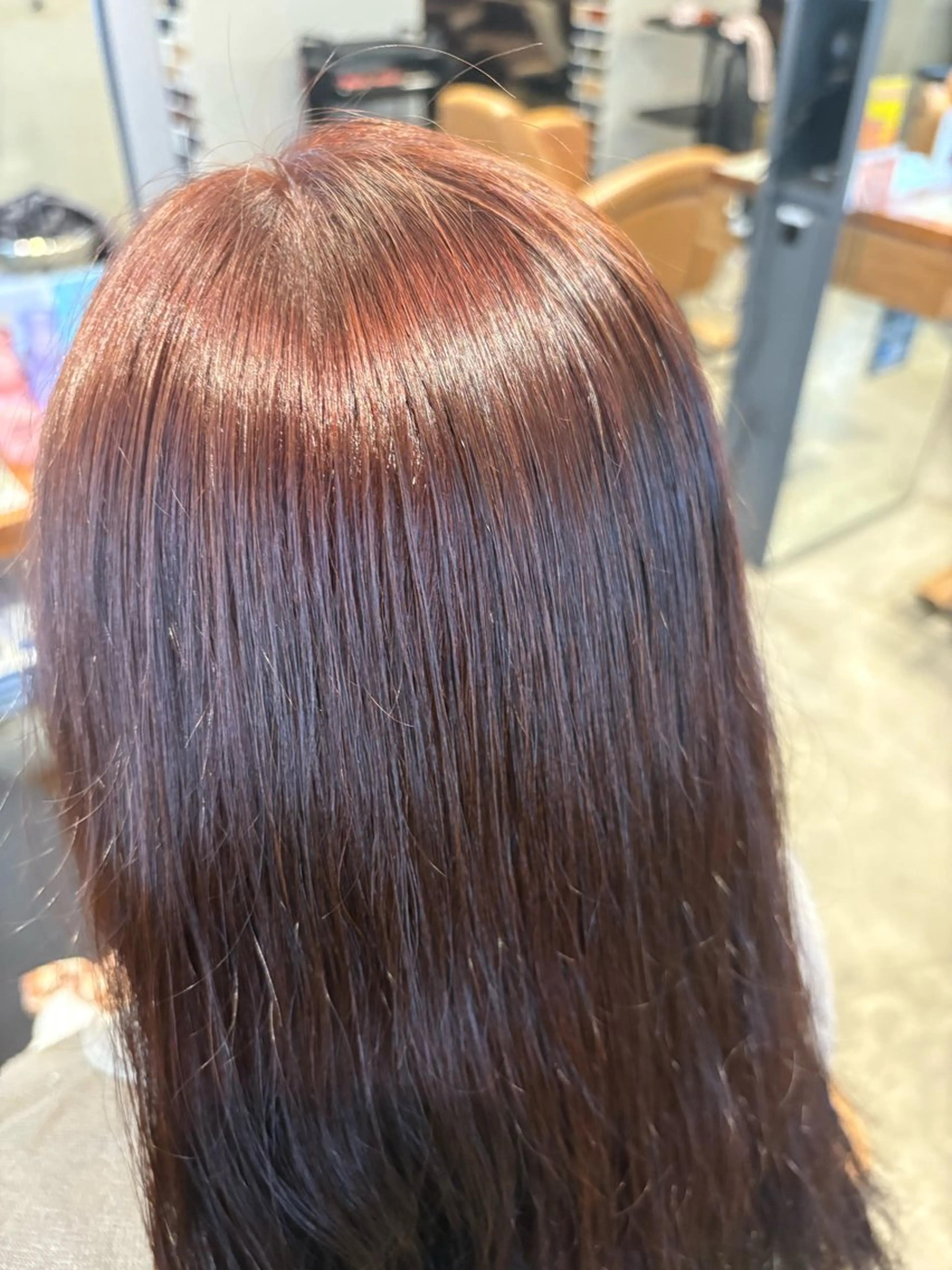 ロング 梨 音のヘアスタイル