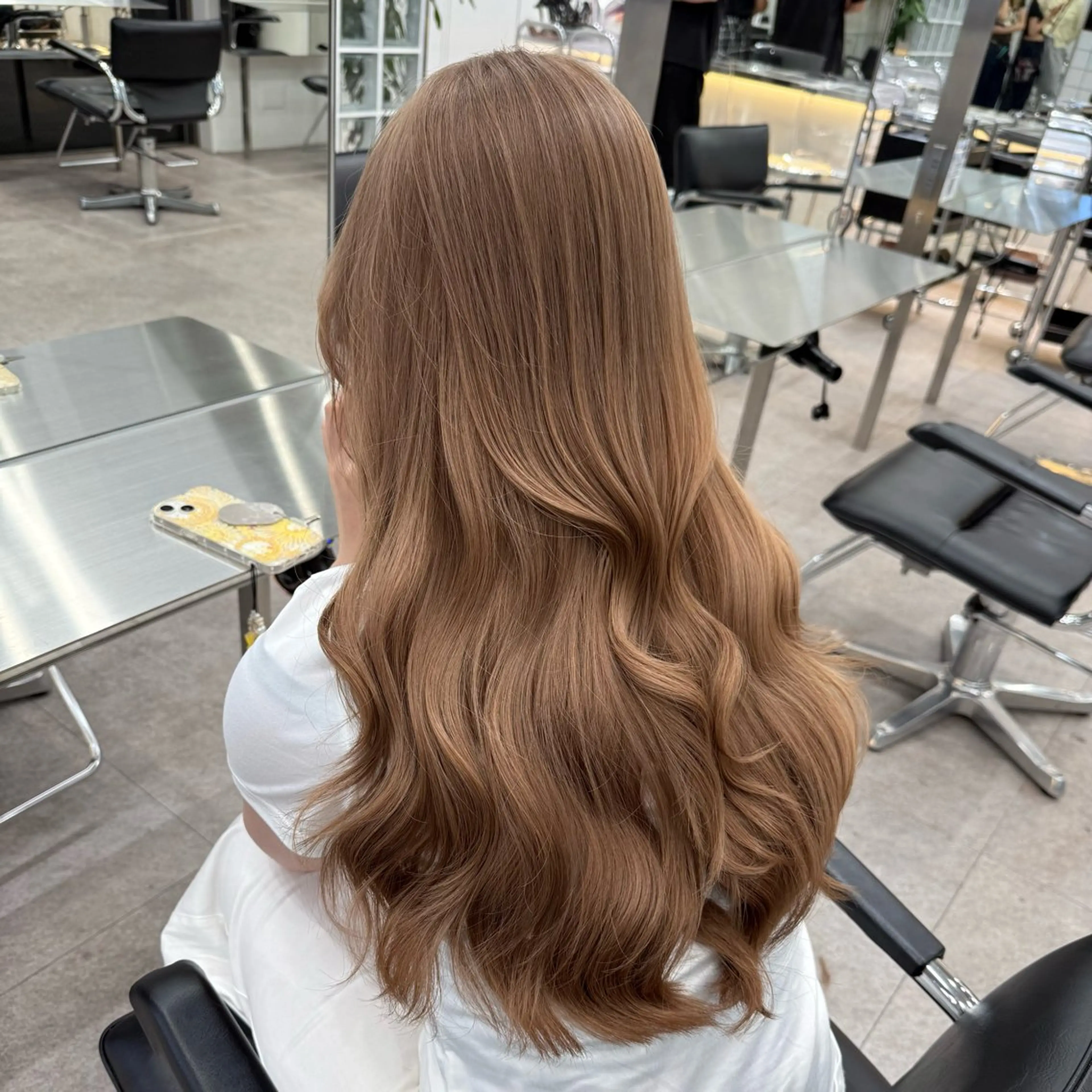 ロング カラー ヘアカラー ミルクティーベージュ /sara💛のヘアスタイル