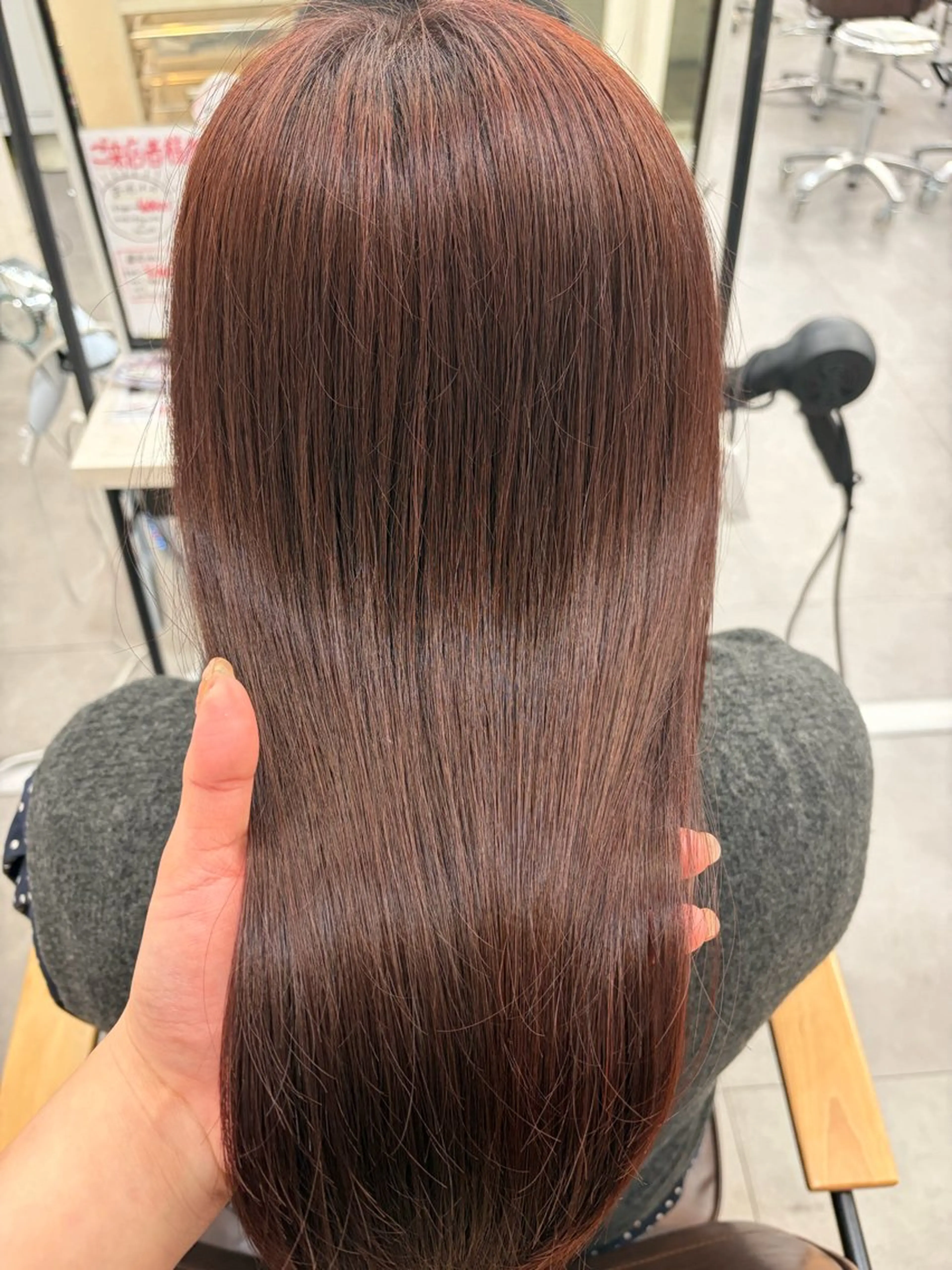 セミロング トリートメント 🎀miyu🎀 カラー/縮毛矯正のヘアスタイル