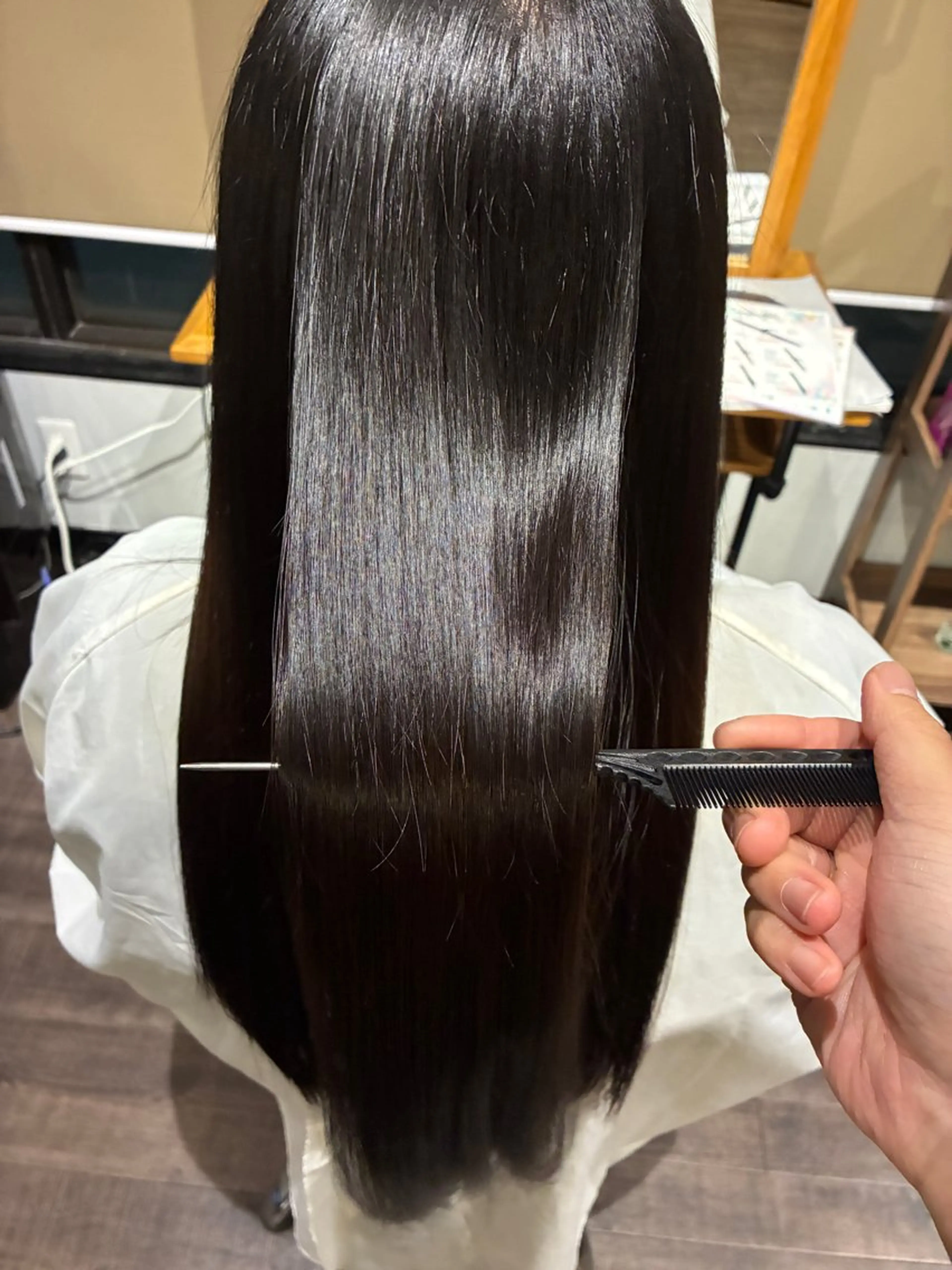 ロング カラー ヘアカラー トリートメント Mavie hair所属・髪質改善×潤艶カラー ⭐️岡田崇彰のヘアスタイル