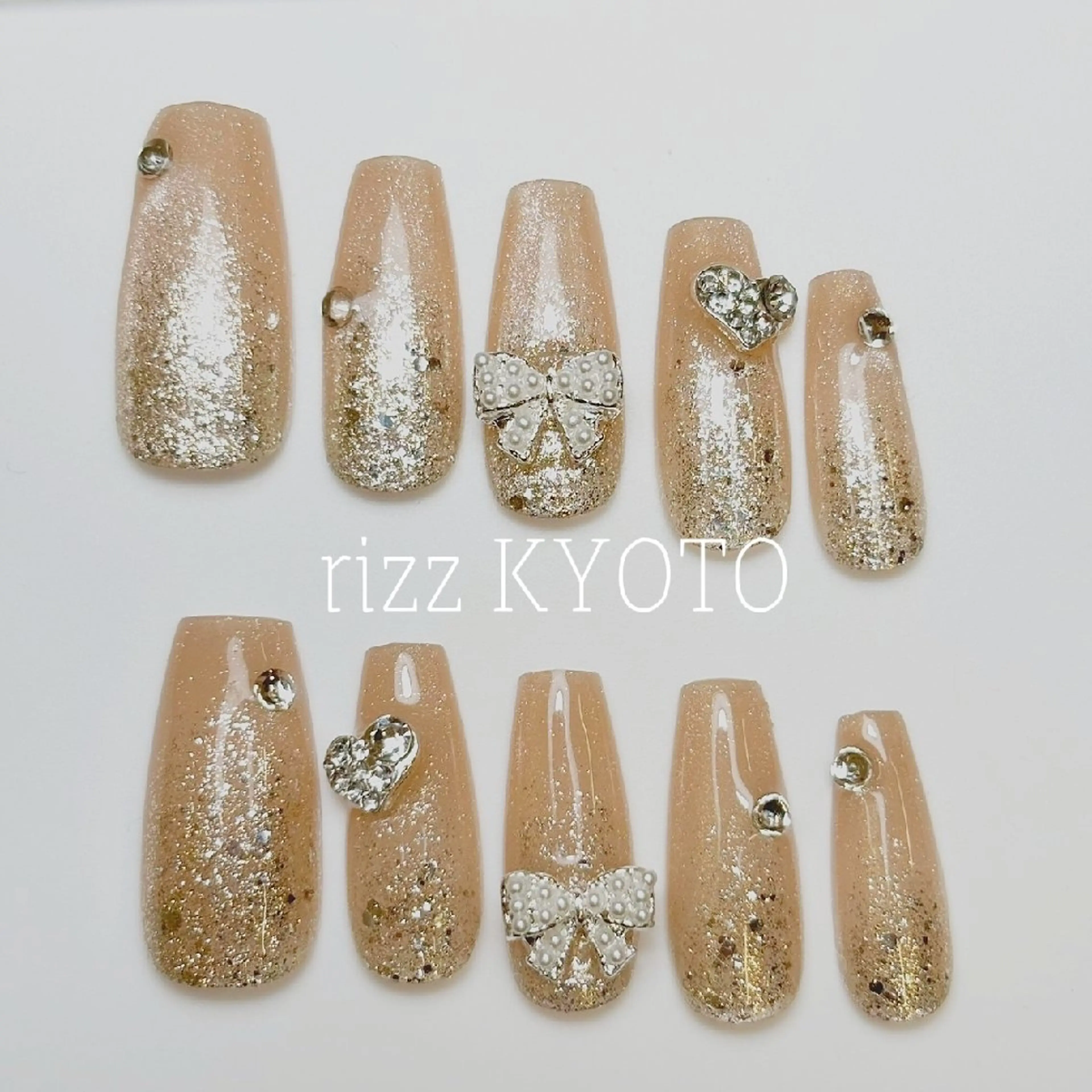 ロング RIZZ KYOTO rinoのネイルデザイン