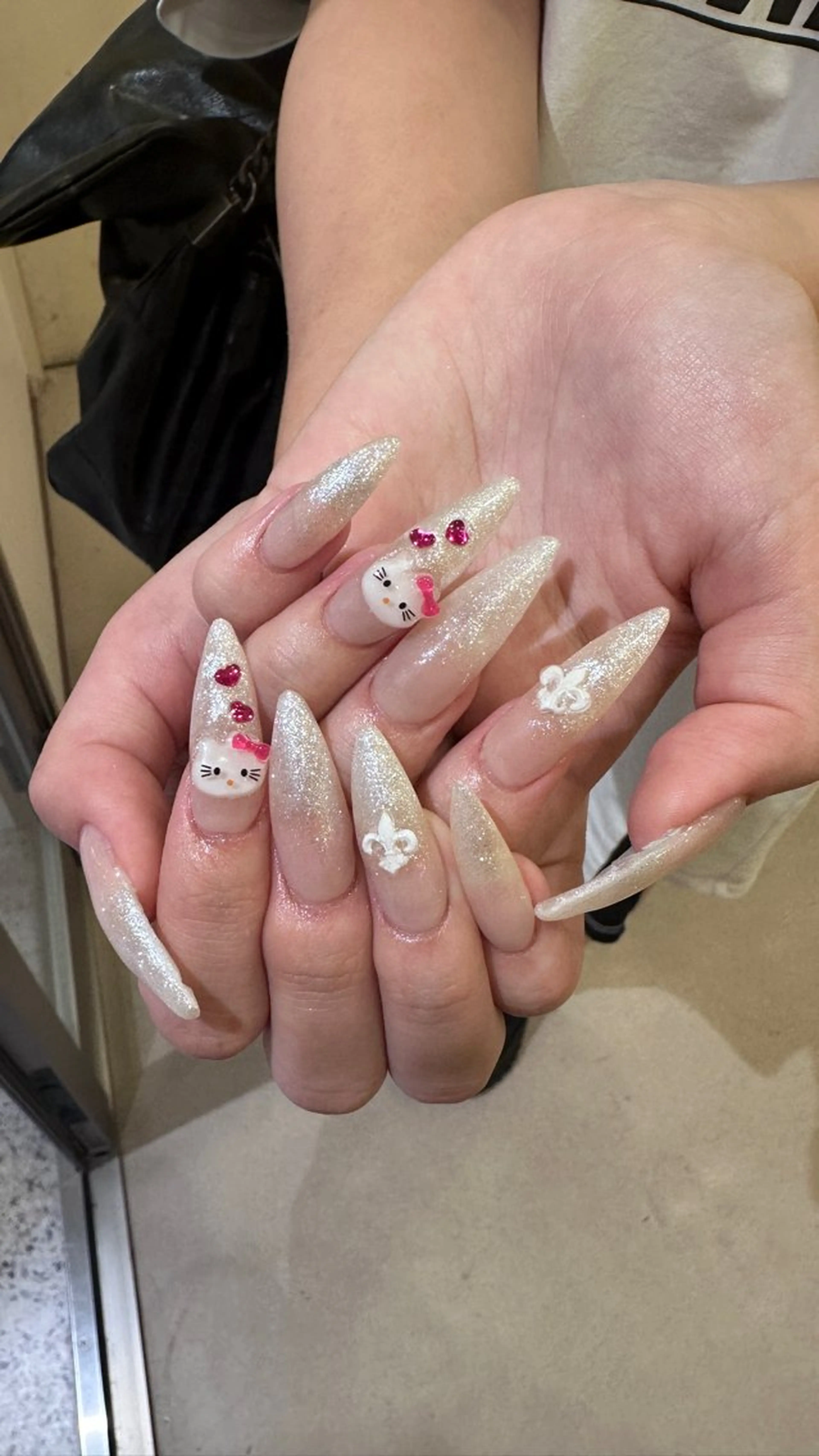 ネイル ハンドネイル 👽個性派ネイル🎀 komachiのヘアスタイル