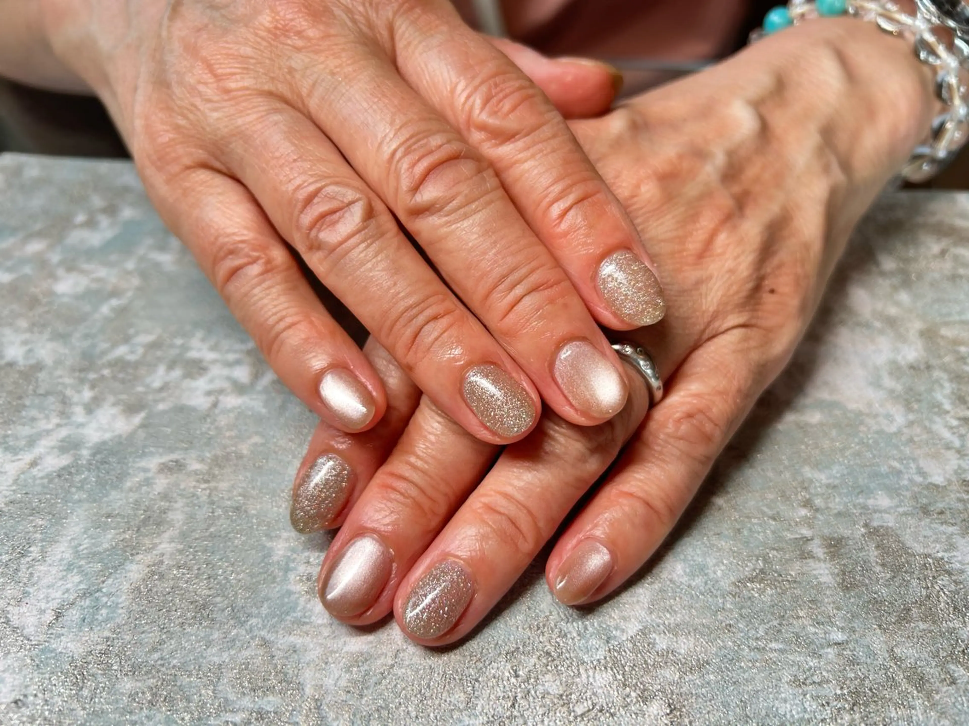 ネイル フラッシュネイル マグネットネイル ハンドネイル Lisa’s Salonのネイルデザイン