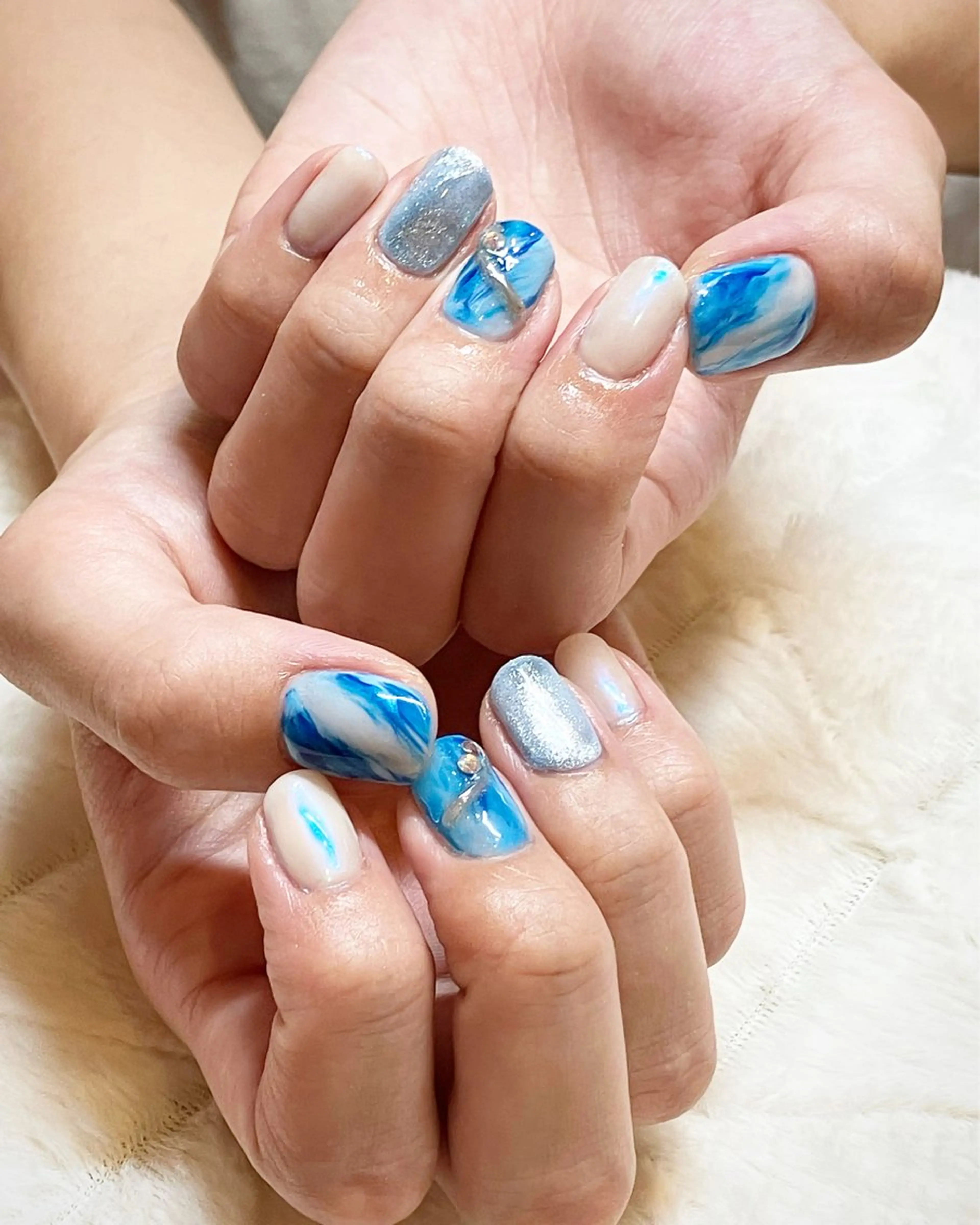 ネイル ecrin kana🌺のネイルデザイン