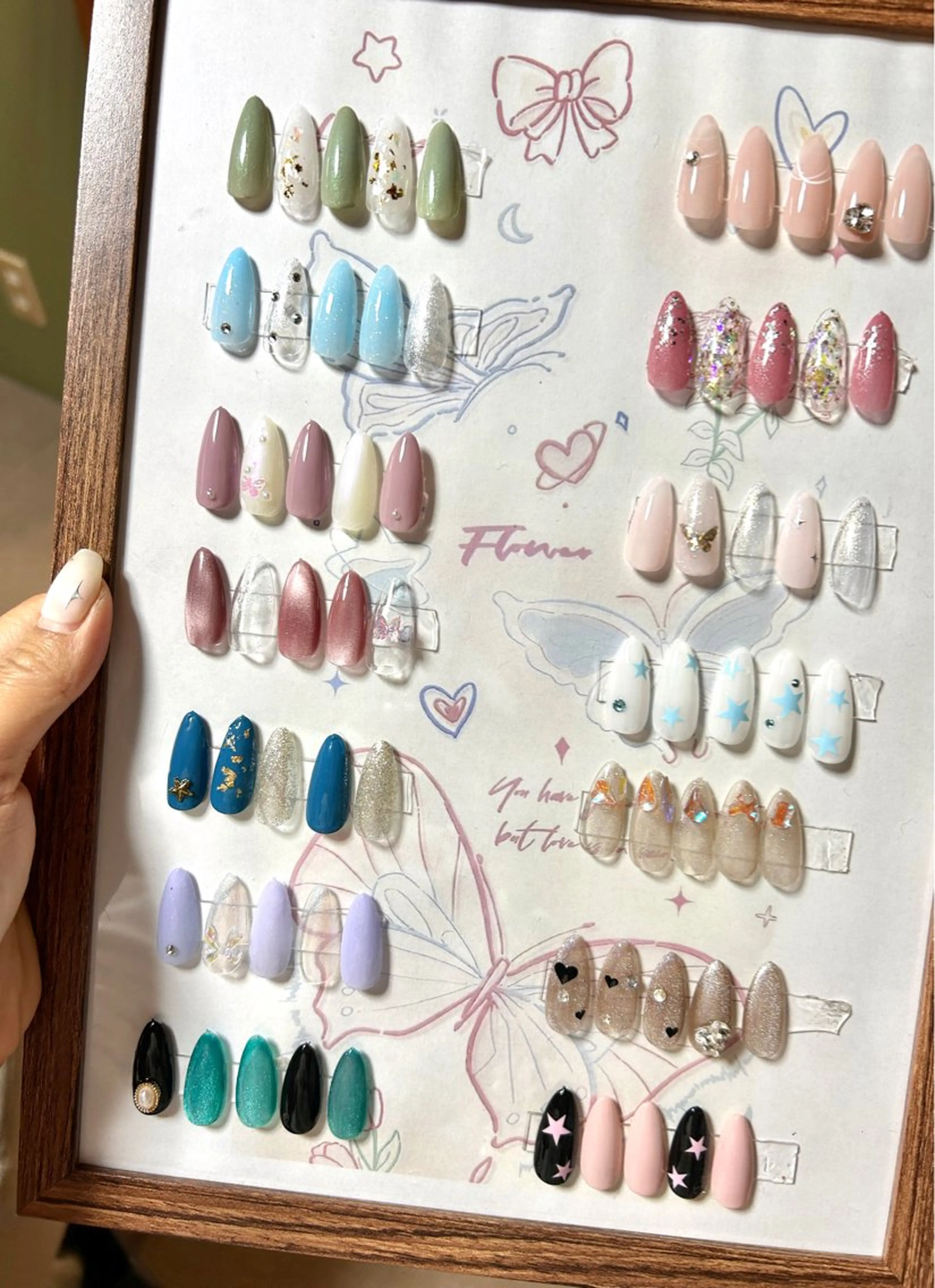 ネイル LUXE NAIL SALONのネイルデザイン