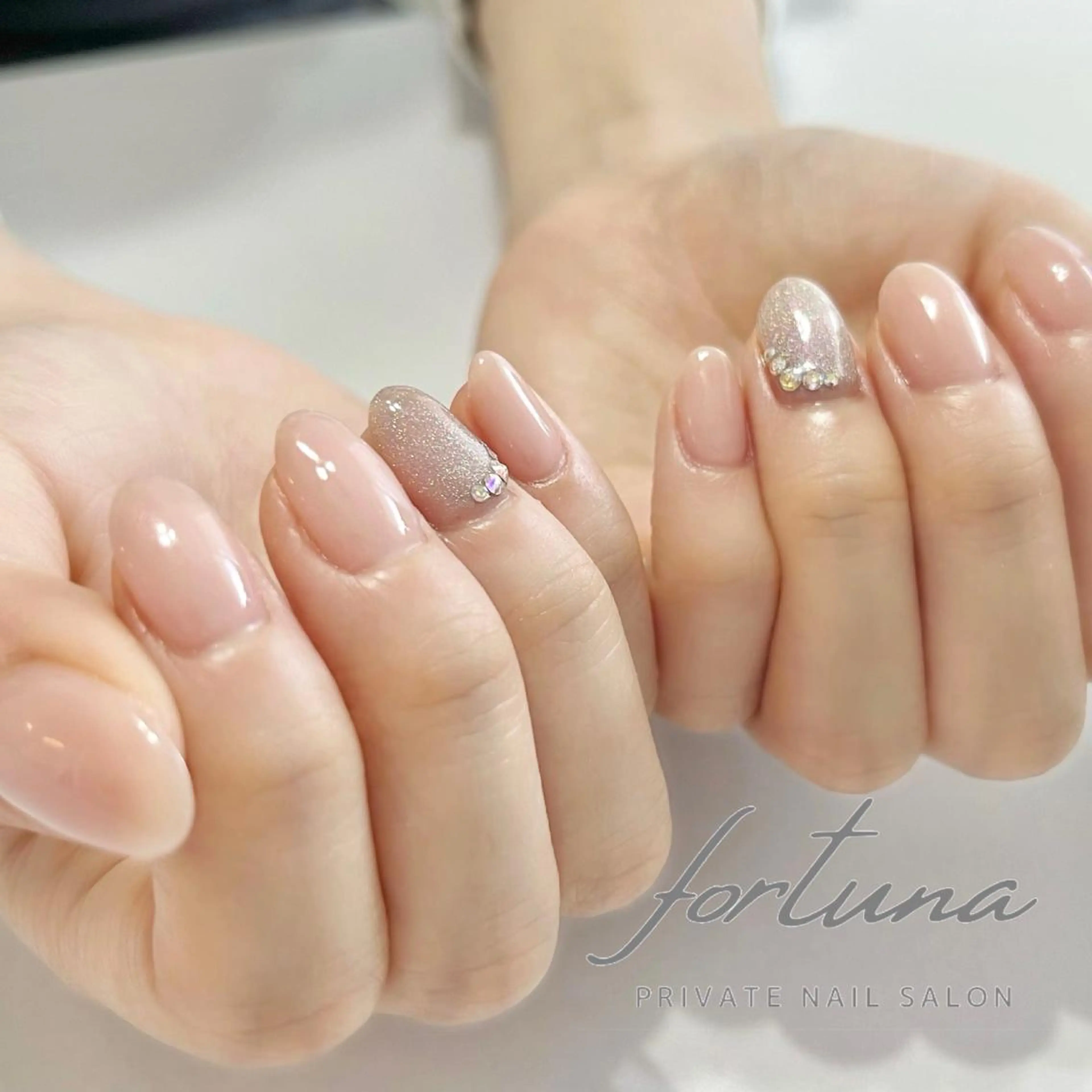 ネイル アートネイル ジェルネイル マグネットネイル オフィスネイル パラジェル ハンドネイル fortuna 武藤裕美のネイルデザイン