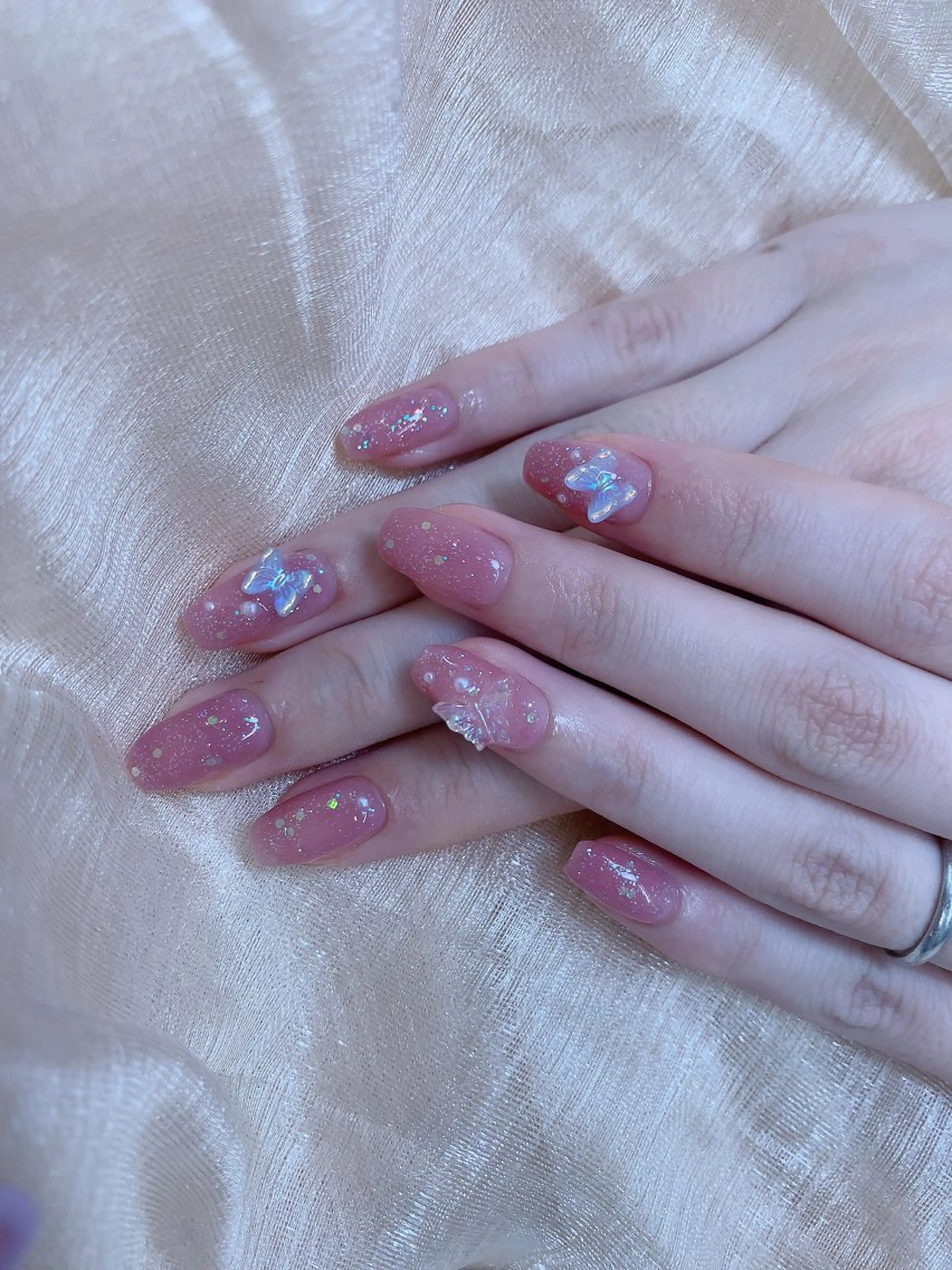 ネイル Miouミオン ネイルサロンのネイルデザイン